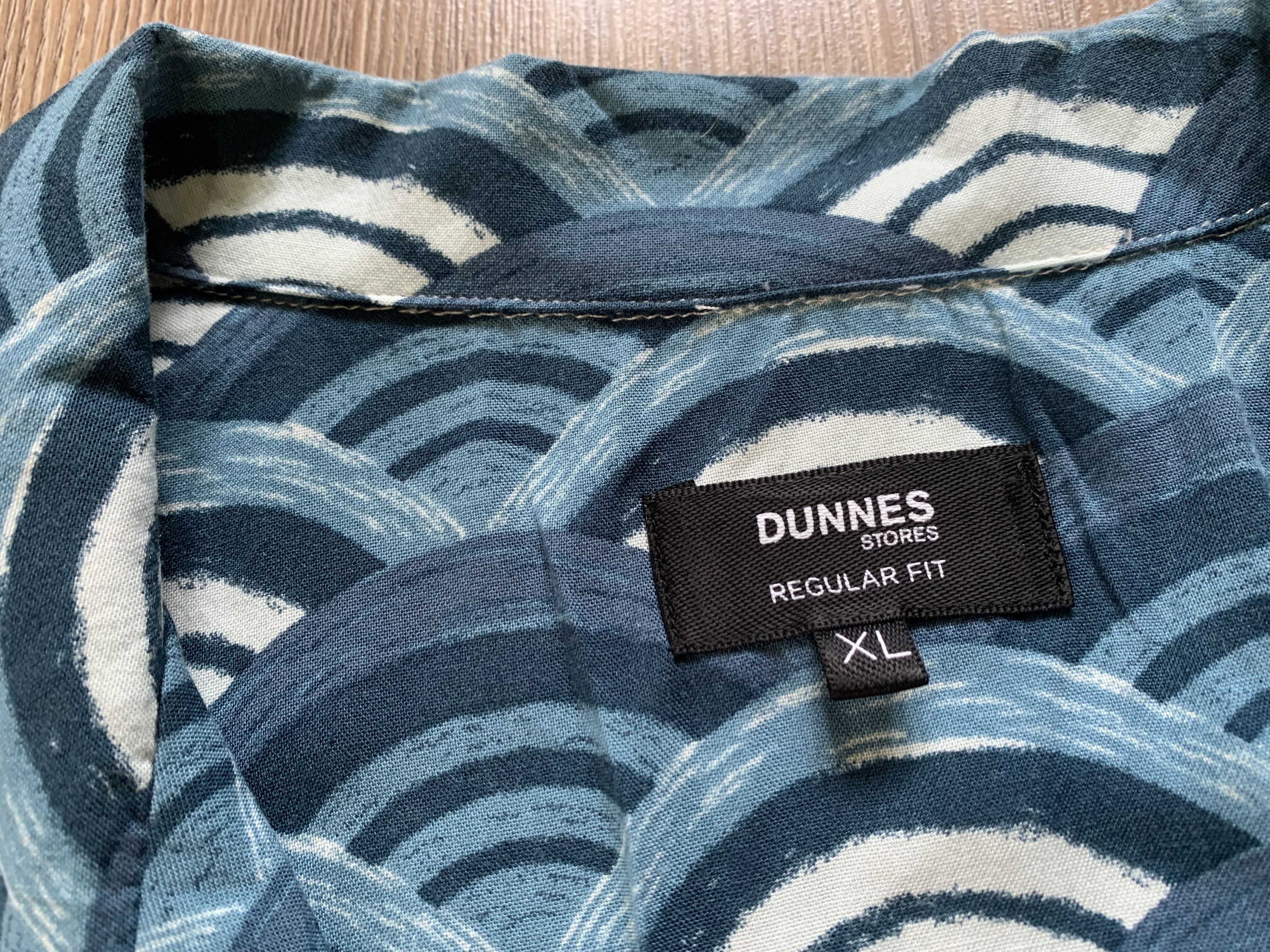 Dunnes Dunnes Regular Fit Mens Hawaiian Shirt Size US XL / EU 56 / 4 - 5 Thumbnail