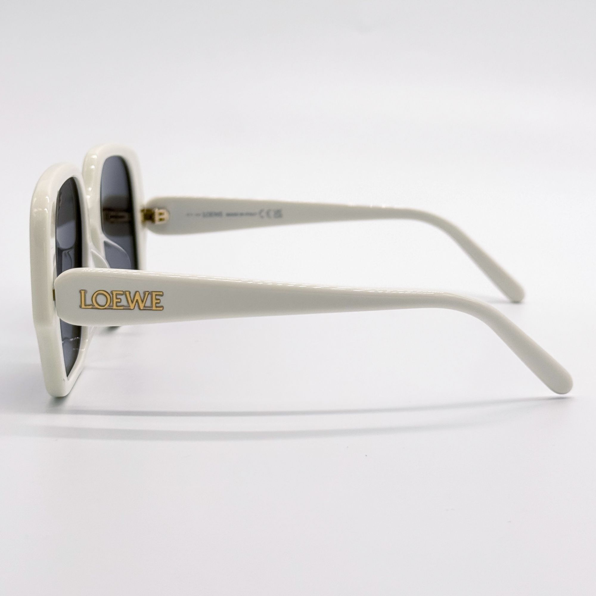 New, LOEWE Sunglasses LW40134U 25A Authentic Loewe LW40134U White Prescription Sunglasses main image 3