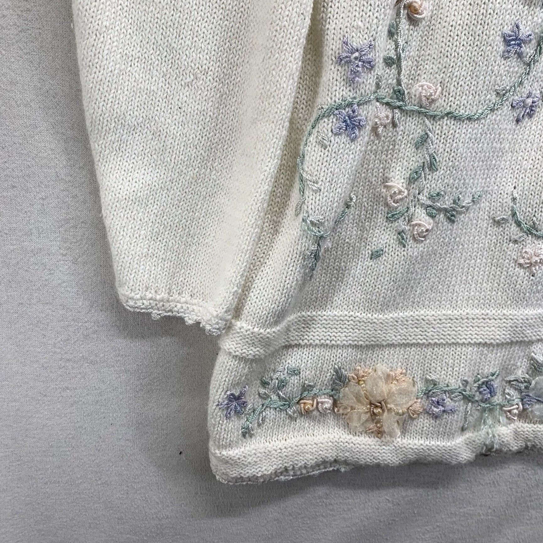 Vintage Vintage 90s Women's Large Floral Embroidered Beaded Sweater Cotton Ramie Bohemian Casual Party Size L / US 10 / IT 46 - 4 Thumbnail