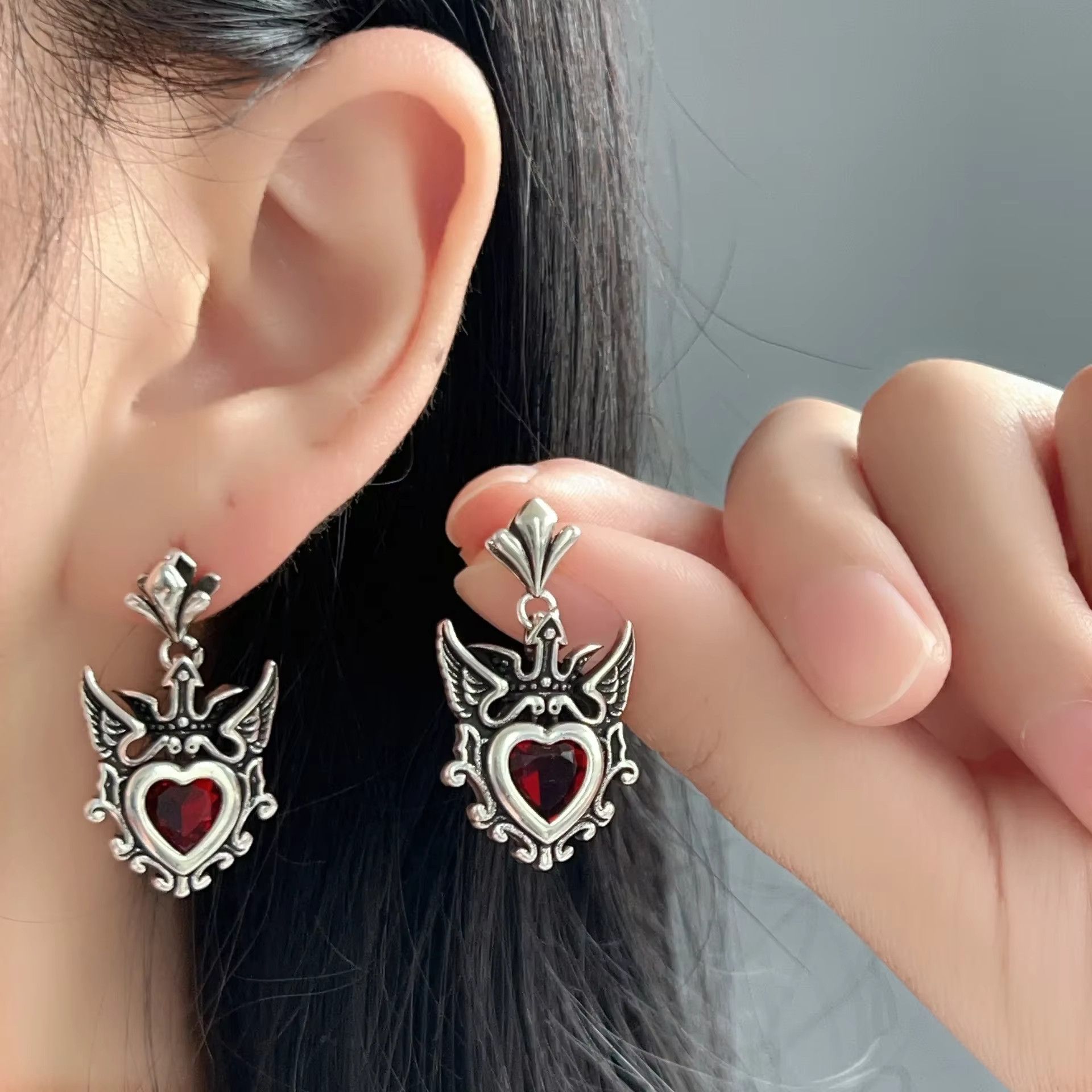 Jewelry Crown Swan Heart Rhodolite Stone Earring Size ONE SIZE - 1 Thumbnail