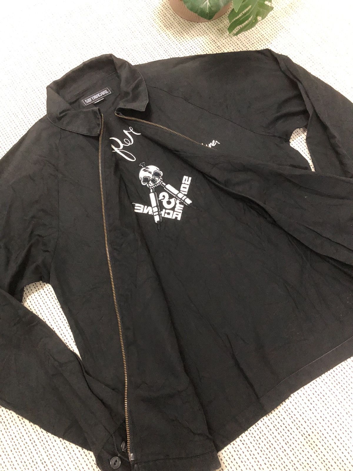 SOFTMACHINE JAPANESE BRAND STREETWEAR STYLE SOFTMACHINE SKULL LOGO Size US M / EU 48-50 / 2 - 9 Thumbnail