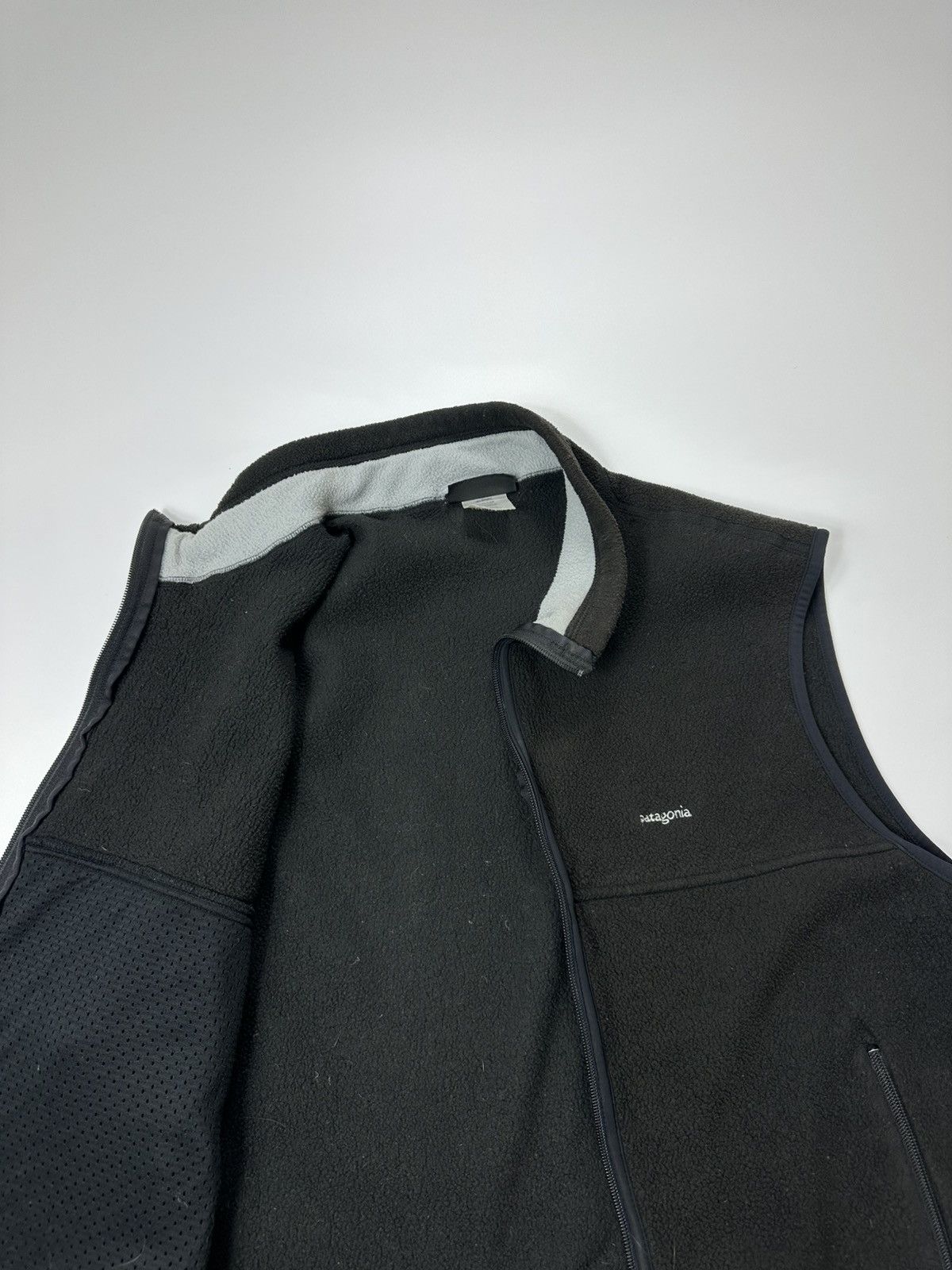 Patagonia Patagonia Synchilla Vest Vintage Logo Black M Size Size US M / EU 48-50 / 2 - 12 Thumbnail