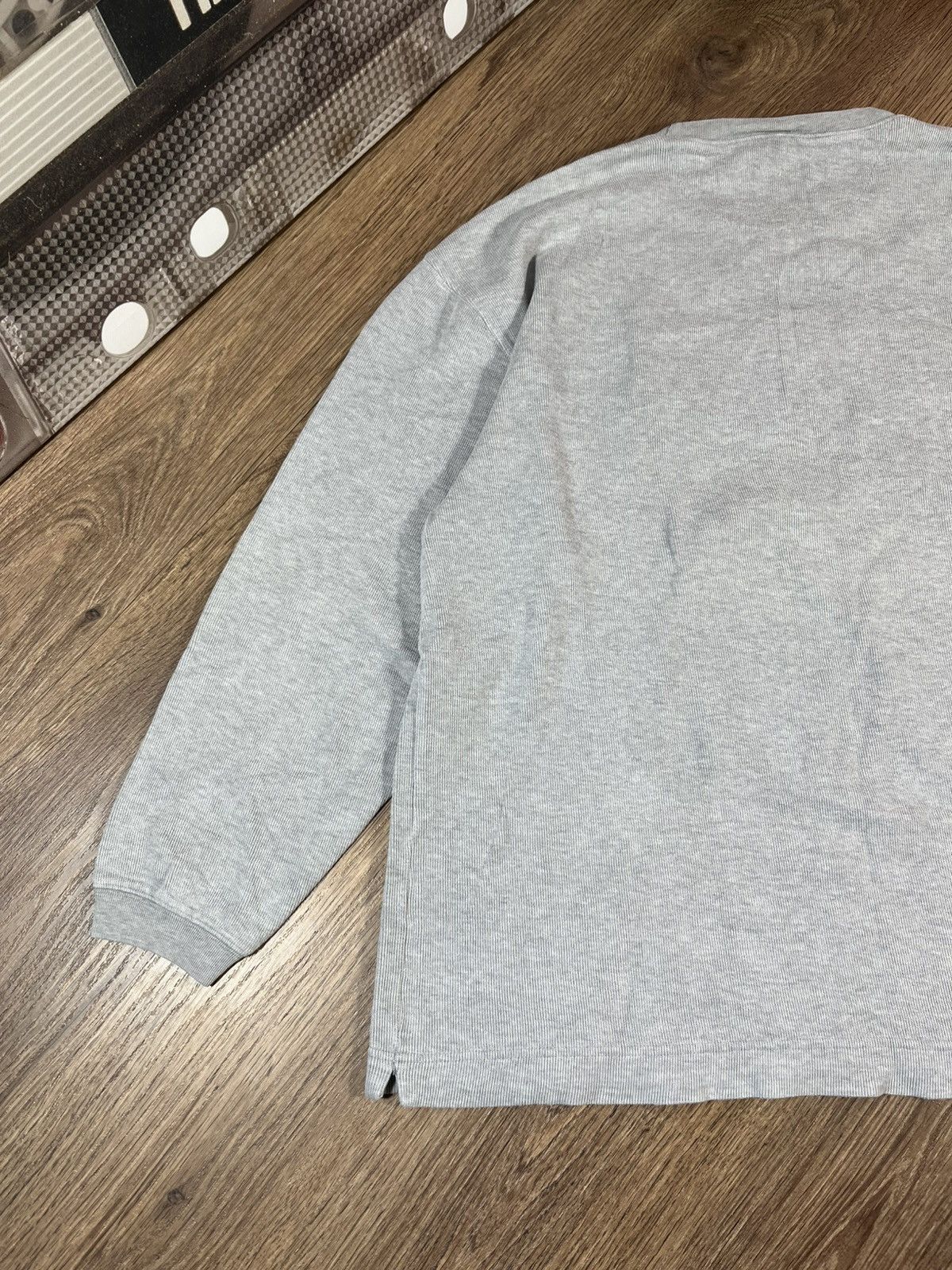 Vintage × Warner Bros Vintage 1998s Warner Bros Looney Tunes Taz Sweatshirt Size US XL / EU 56 / 4 - 9 Thumbnail