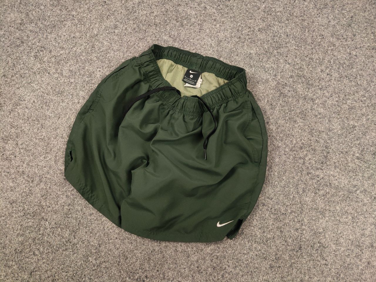 Nike Nike Vintage Dark Green Casual Pocket Shorts Y2K Style Size US 32 / EU 48 - 3 Thumbnail