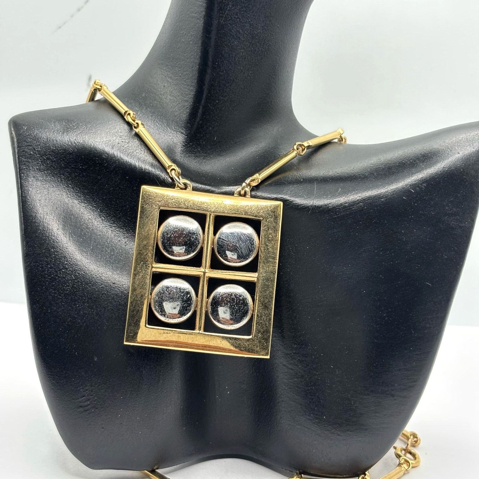 Other Vintage Gold Square Amway Necklace Size ONE SIZE - 1 Thumbnail