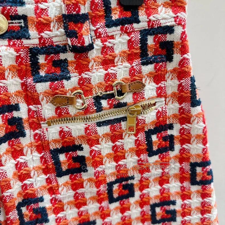 Gucci Gucci Red and white plaid full logo small fragrant style s Size 26" / US 2 / IT 38 - 2 Thumbnail