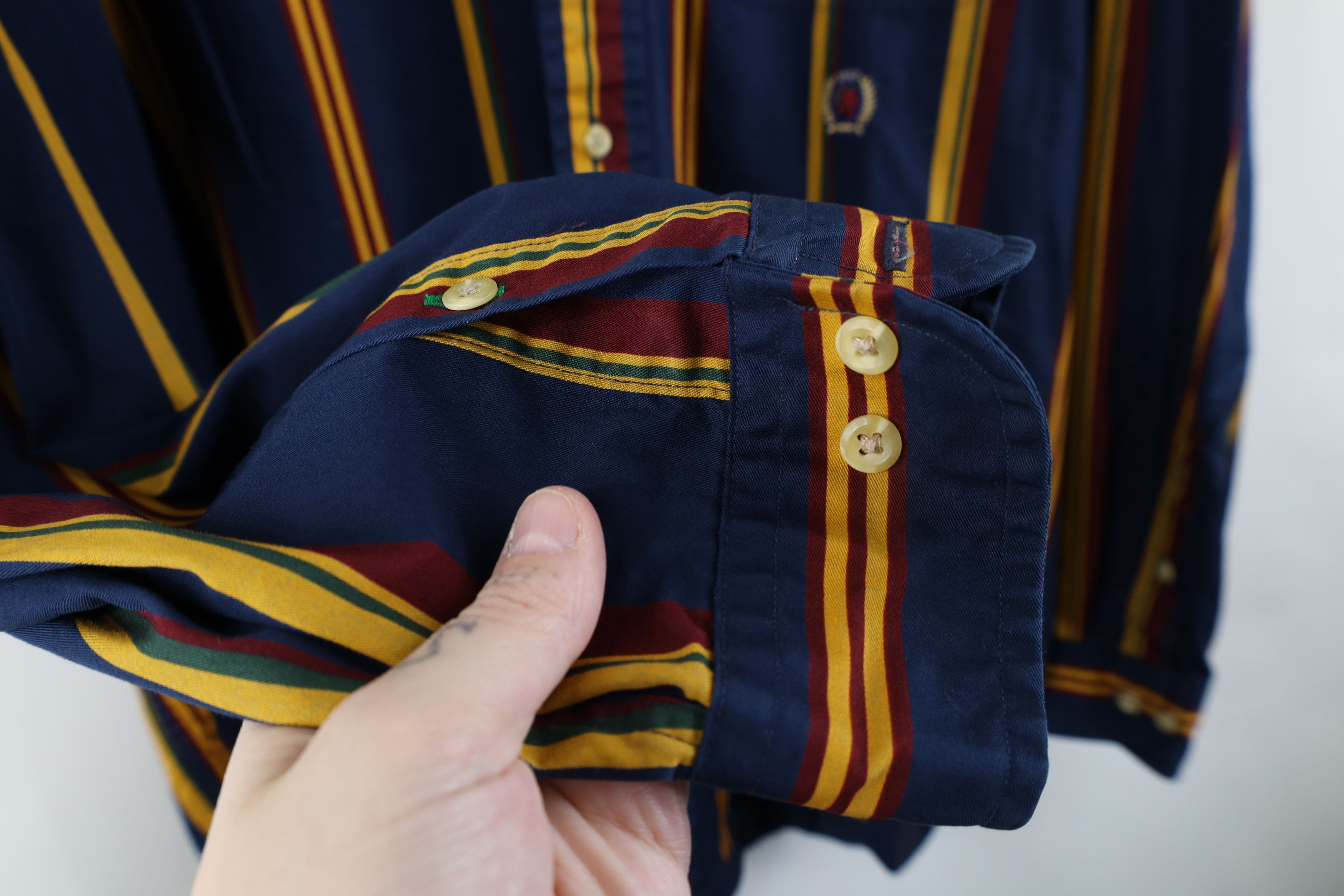 Tommy Hilfiger × Vintage Vintage 90s Tommy Hilfiger Collared Button Down Shirt Size US L / EU 52-54 / 3 - 7 Thumbnail