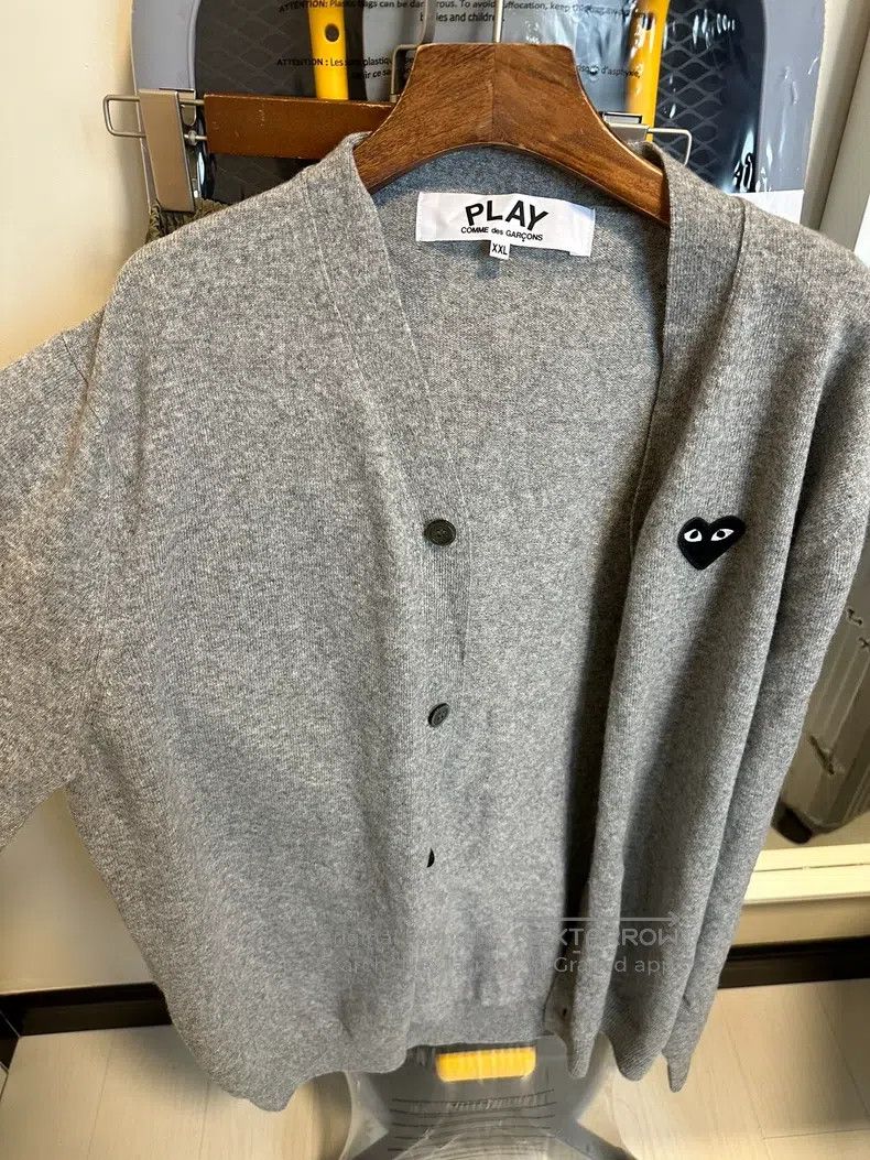 Comme des Garcons Comme Des Garcons Classic Cardigan, Wool, Black Heart V-ne Size XXL / US 16-18 / IT 52-54 - 4 Thumbnail