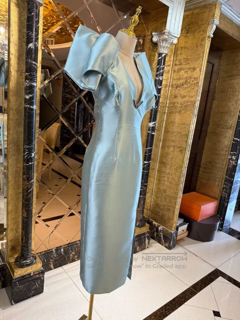 Valentino Valentino Satin mulberry silk Tiffany blue three-dimension Size M / US 6-8 / IT 42-44 - 3 Thumbnail