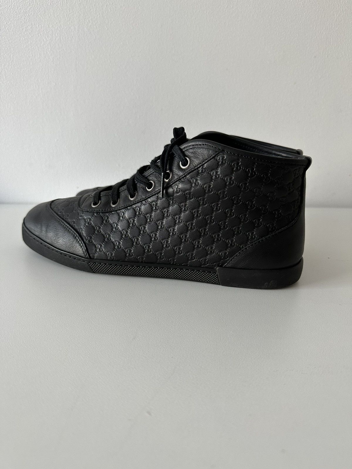 Gucci GUCCI micro guccissima black leather sneakers 391499 Size US 9.5 / IT 39.5 - 14 Thumbnail