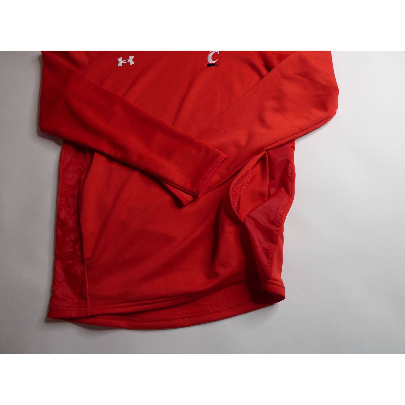 Under Armour under armour CINCINNITTI BEARCATS pullover, small, NEW Size US S / EU 44-46 / 1 - 3 Thumbnail