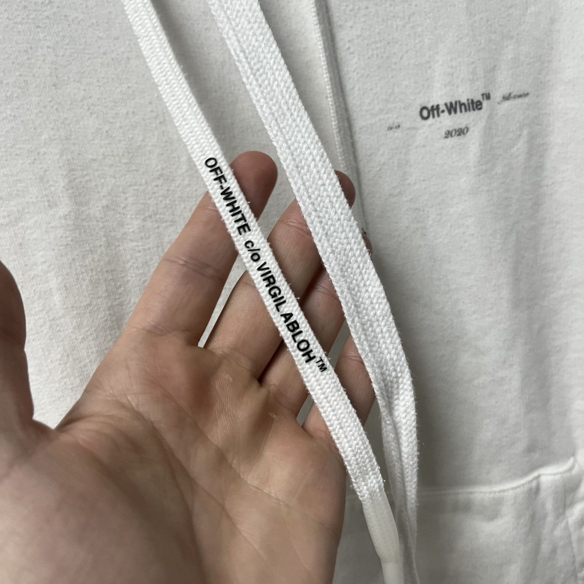 Off-White Off-White Luxury Hoodie Big Logo Rare White Size US L / EU 52-54 / 3 - 7 Thumbnail