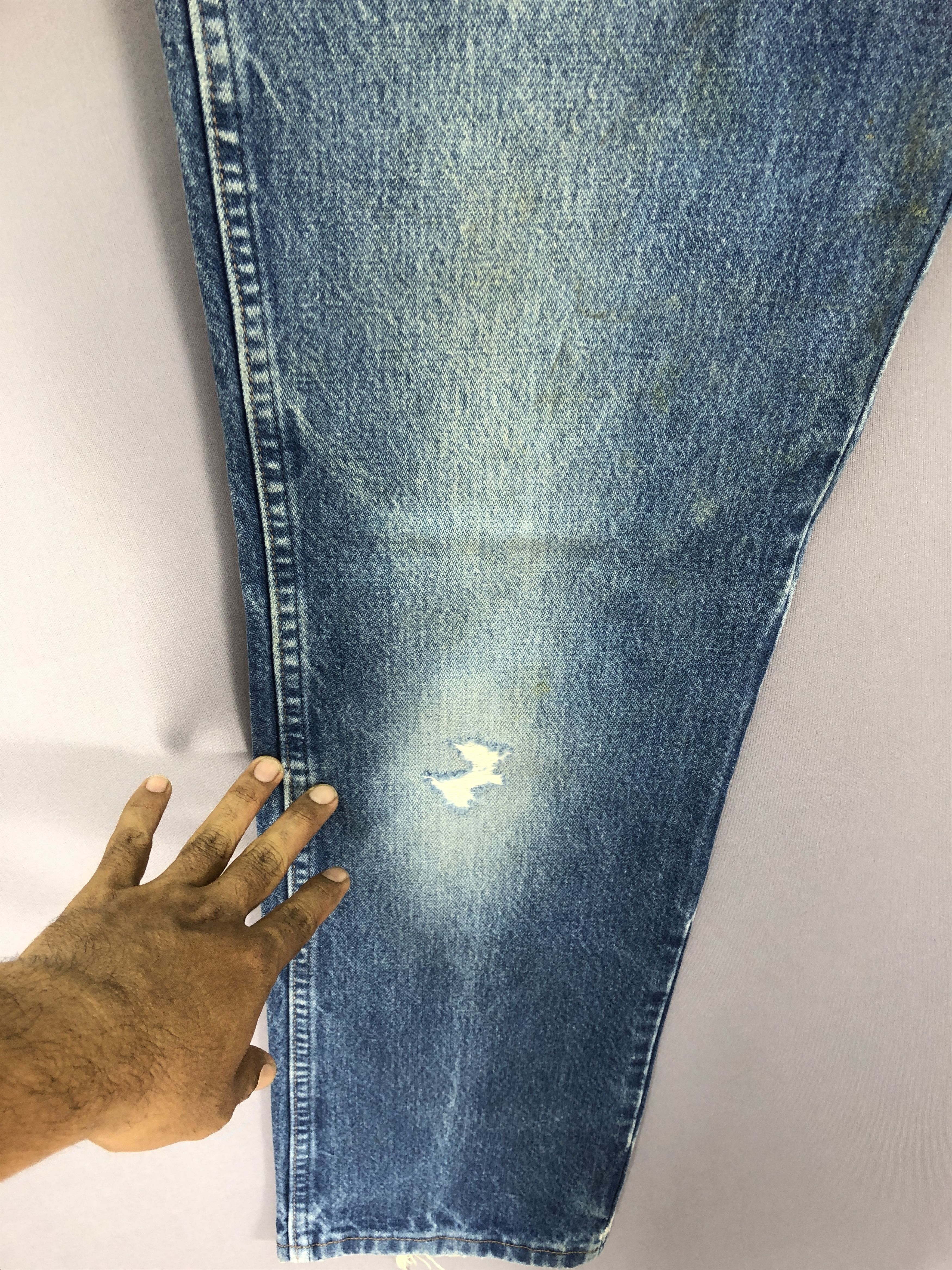 Wrangler Vintage 90s Wrangler Ripped Jeans Faded Light Wash Denim Size US 30 / EU 46 - 7 Thumbnail