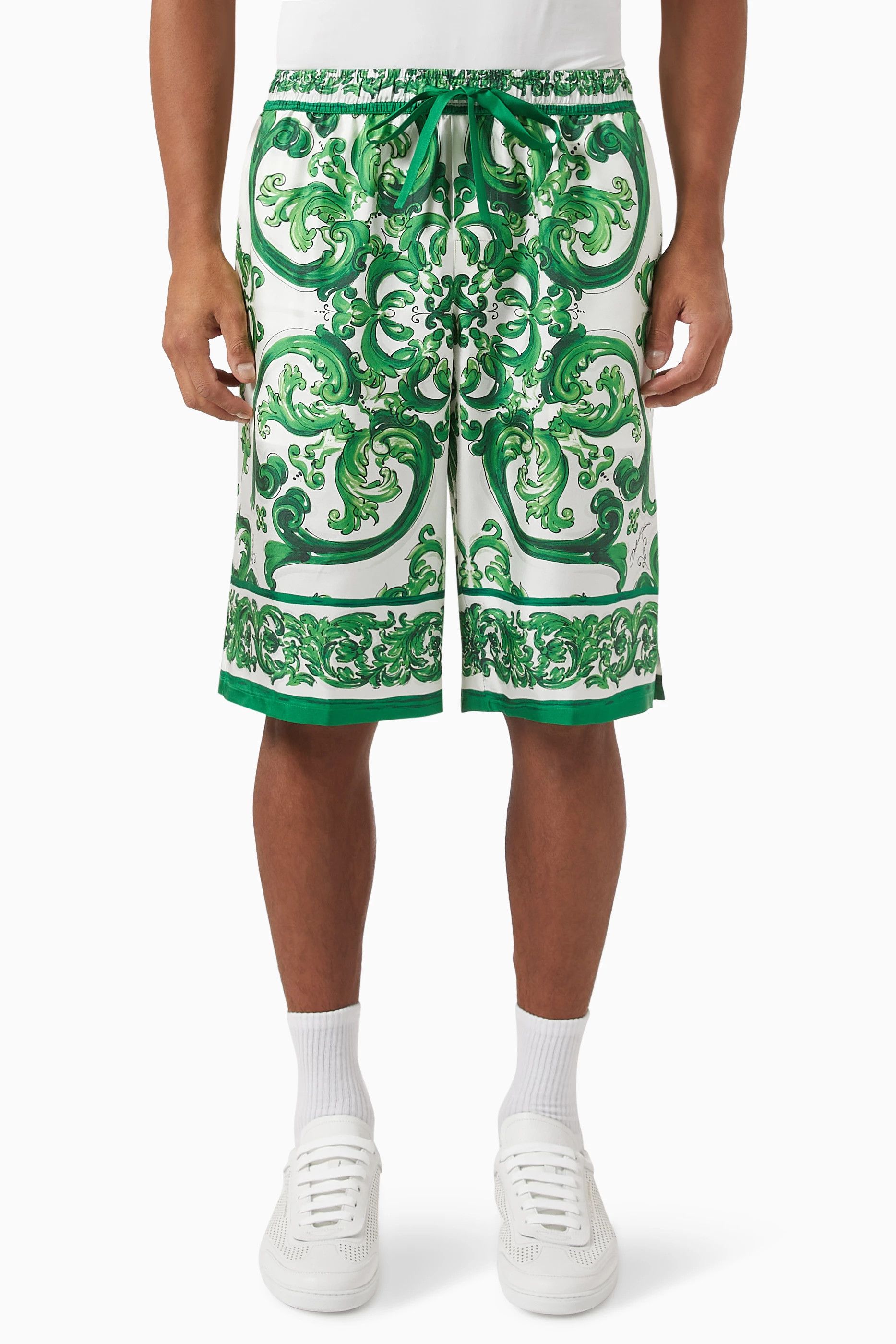 Dolce & Gabbana o1s22i1n0924 Bermuda Short in White Green Size US 34 / EU 50 - 1 Thumbnail