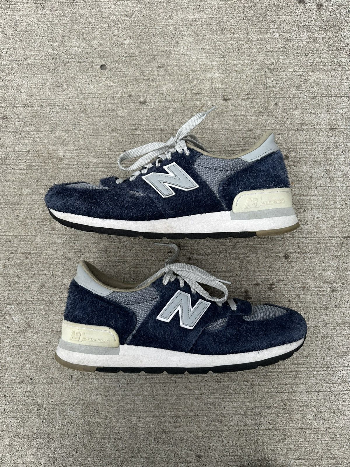 New Balance X Carhartt WIP 990v1