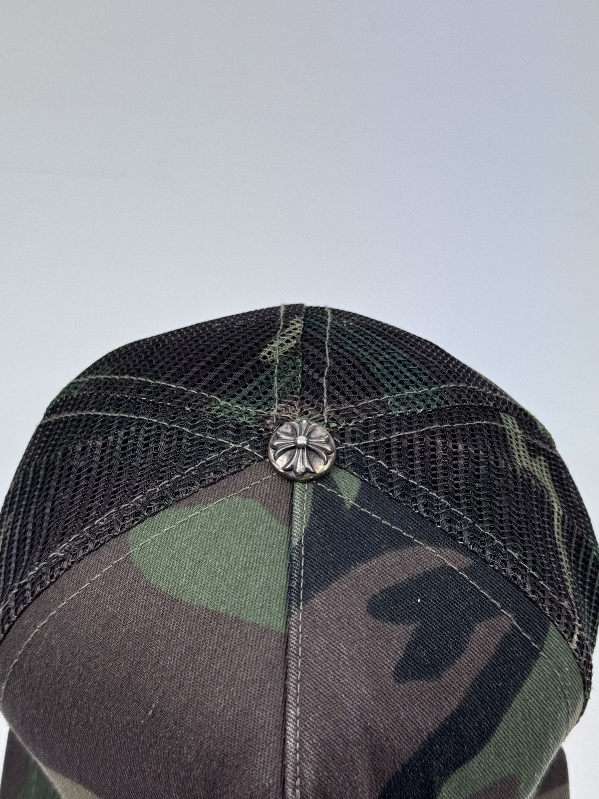 Chrome Hearts ORANGE CROSS LEATHER PATCH CAMOUFLAGE TRUCKER CAP ‼️RARE‼️ Size ONE SIZE - 4 Thumbnail