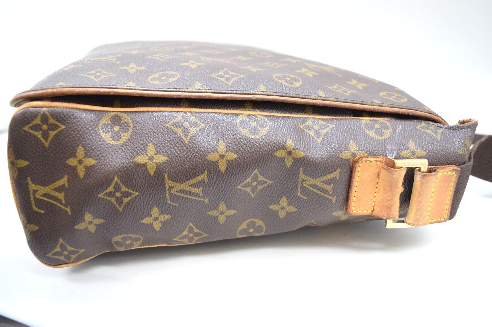 Louis Vuitton Louis Vuitton Abbesses Crossbody Bag Monogram M45257 Size ONE SIZE - 6 Thumbnail