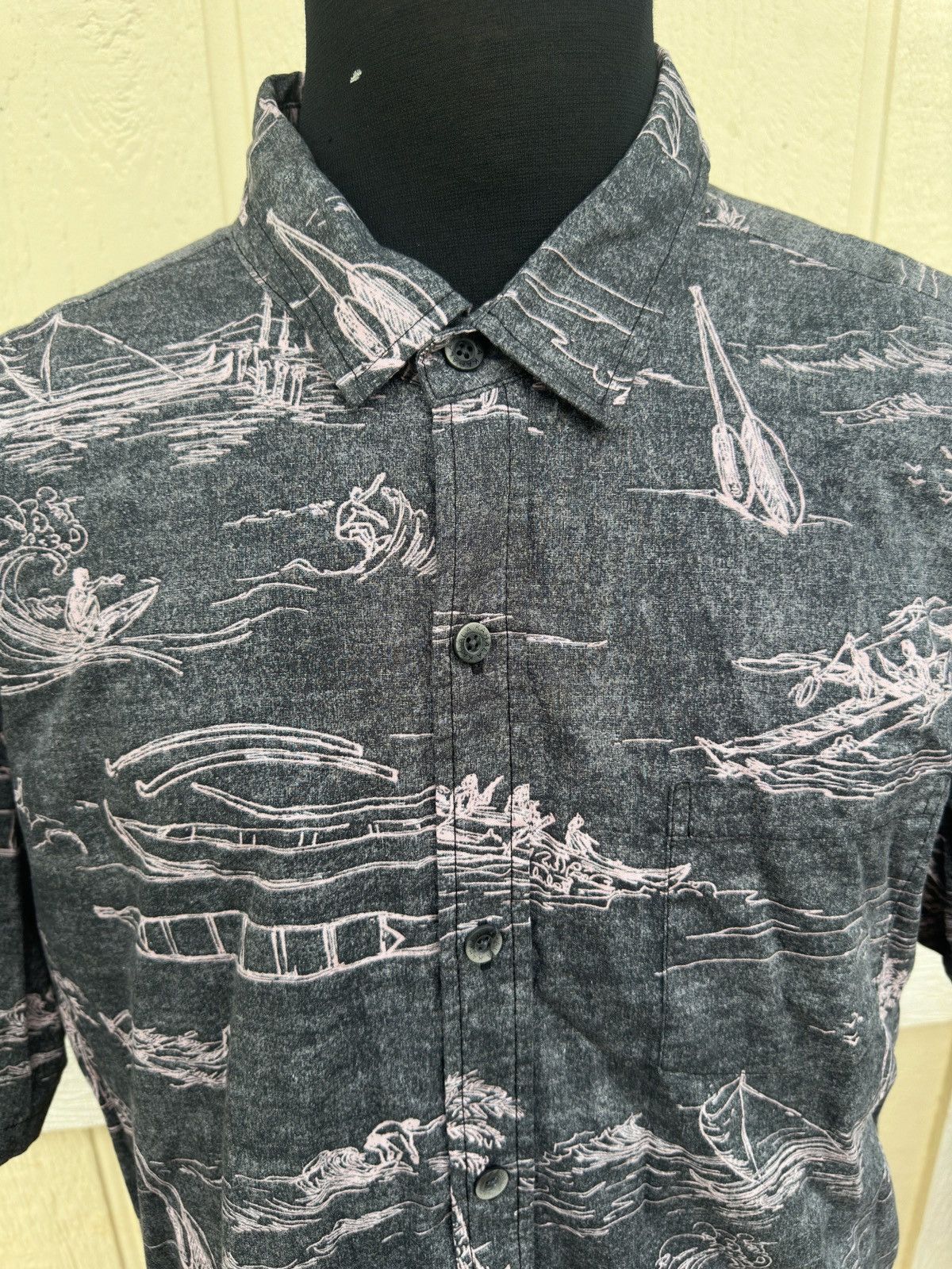 Other PreOwned Kahala Hawaiian Print Black Full Button Men's 2XL Size US XXL / EU 58 / 5 - 3 Thumbnail