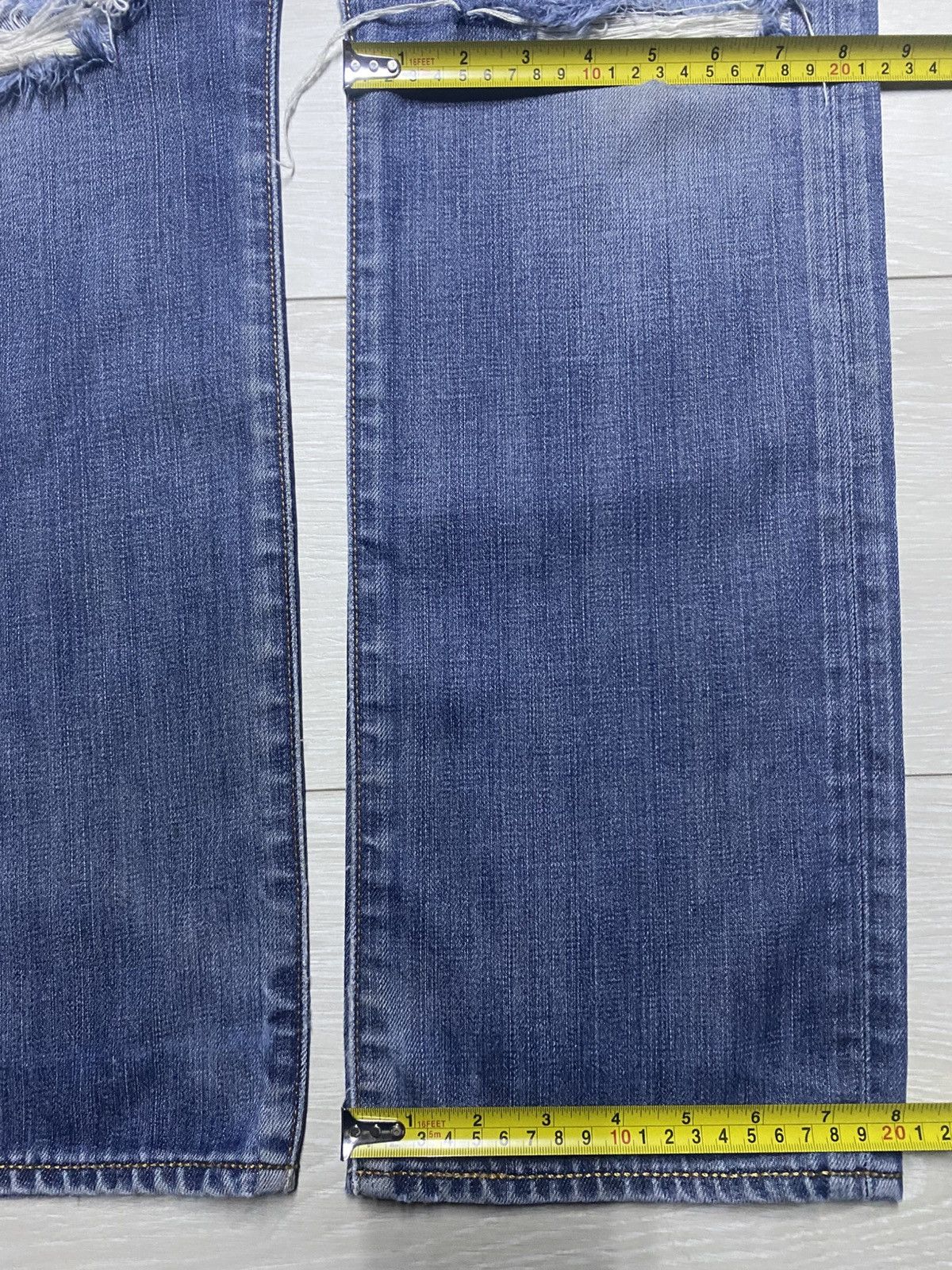 Levi's Vintage Levis 501 Y2K Faded Wash Distressed Loose Jeans Size US 33 - 17 Thumbnail