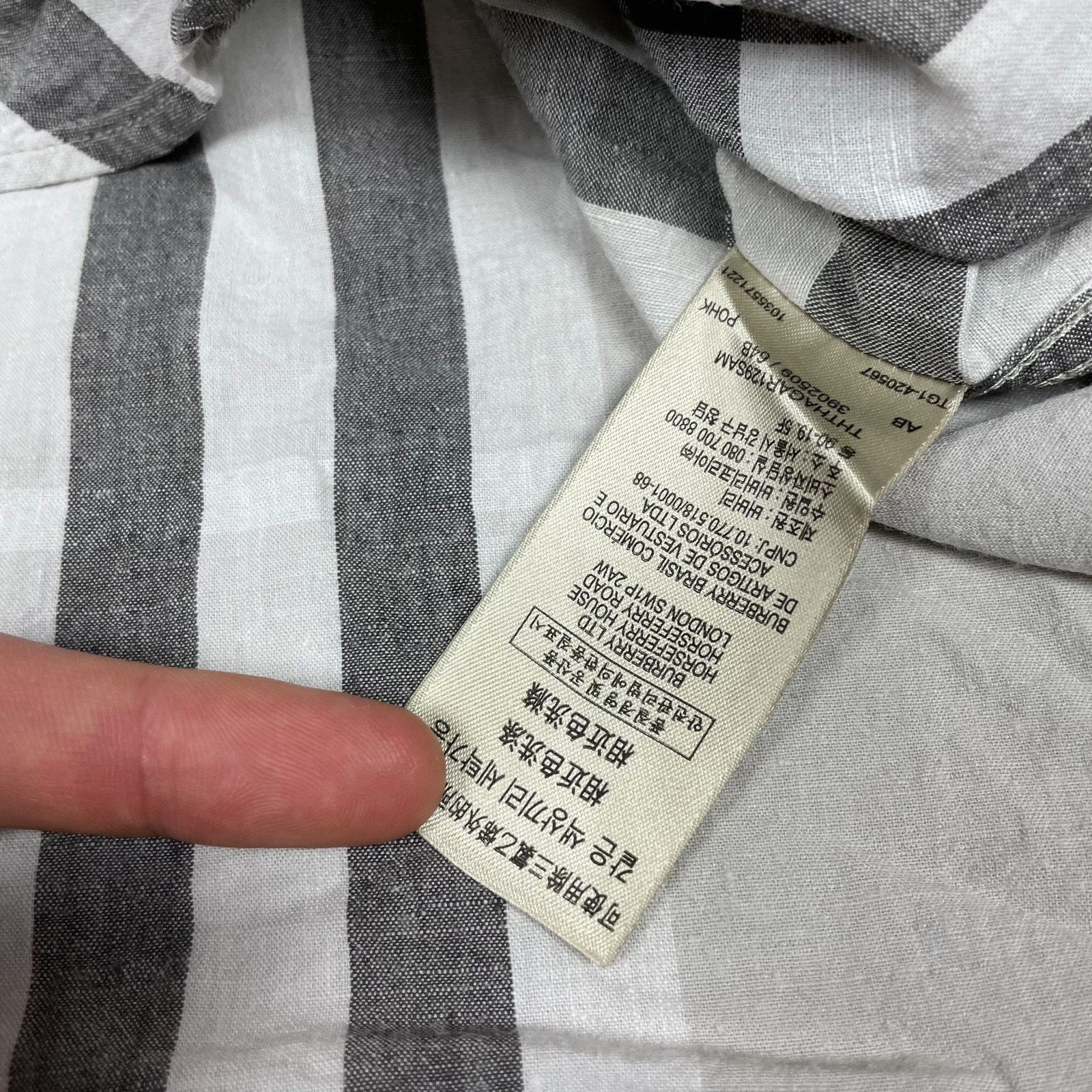 Burberry Burberry Brit Men's Gray Plaid Collared Long Sleeve Shirt XS Size US XS / EU 42 / 0 - 9 Thumbnail