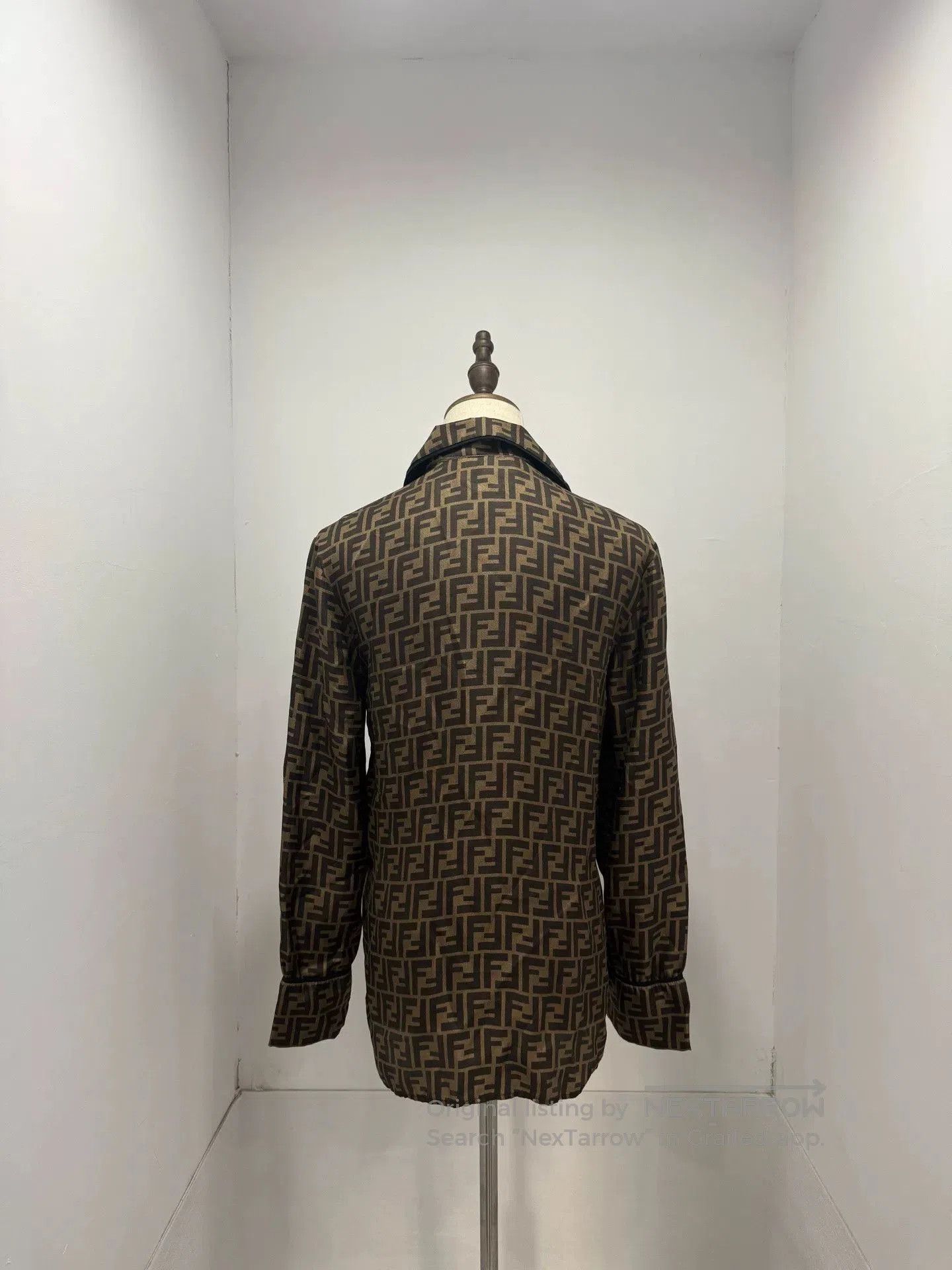 Fendi Fendi Monogram Silk Button. Size US S / EU 44-46 / 1 - 2 Thumbnail