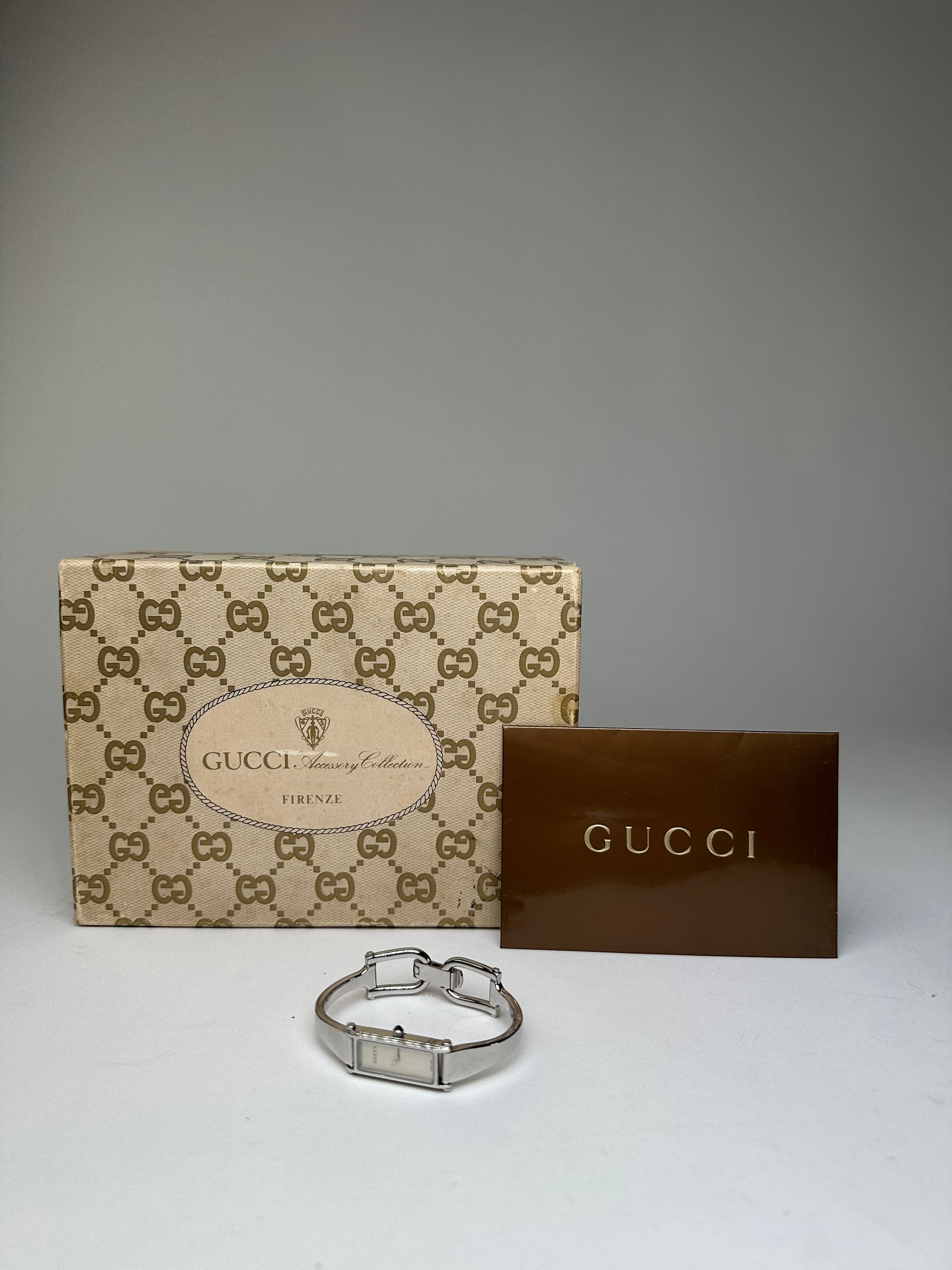 Gucci Vintage Silver-Tone Bangle Ladies Watch Model 1500L Size ONE SIZE - 1 Thumbnail