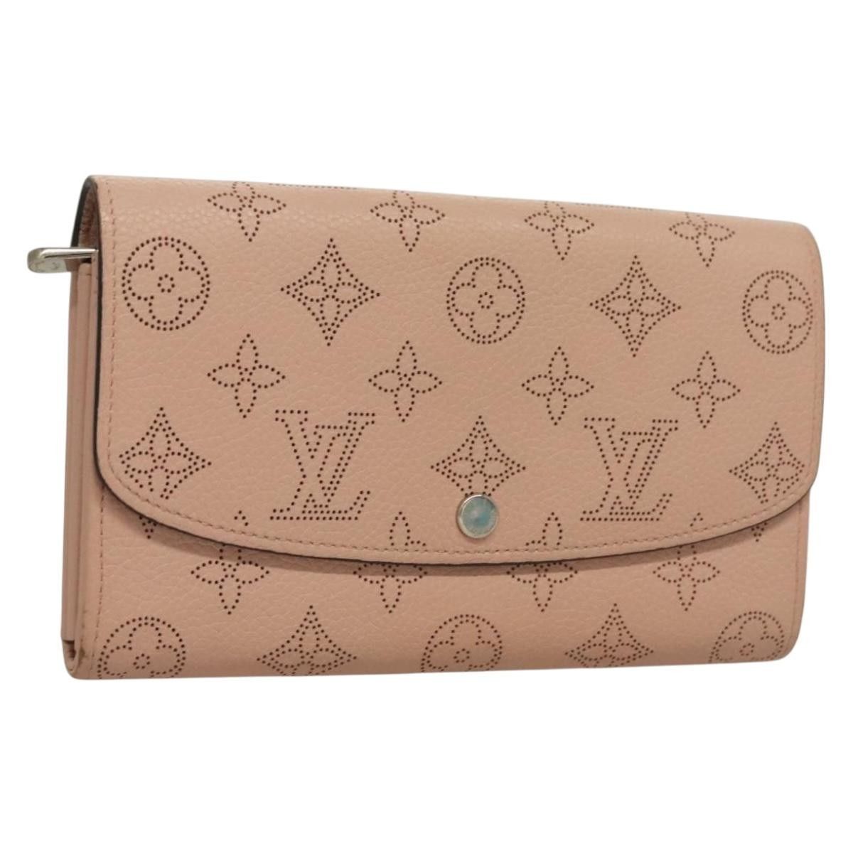 Louis Vuitton Louis Vuitton Iris Mahina Leather Size ONE SIZE - 1 Thumbnail