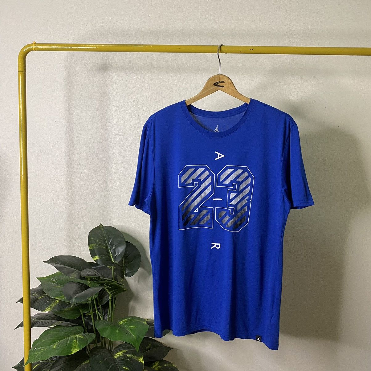 Jordan Brand × Nike Y2K Air Jordan Modern Tee Size US L / EU 52-54 / 3 - 1 Thumbnail