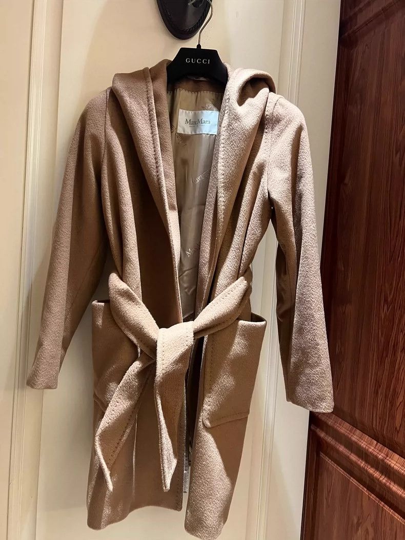 Max Mara Max Mara Coats Size M / US 6-8 / IT 42-44 - 1 Thumbnail