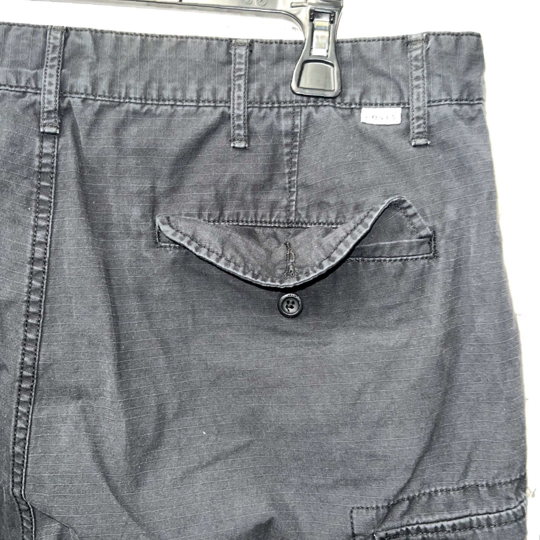 Levi's VINTAGE Levi's Cargo Shorts Navy Blue Men 36 Cargo Mens Blue 36 Levi's Nike? Size US 36 / EU 52 - 3 Thumbnail