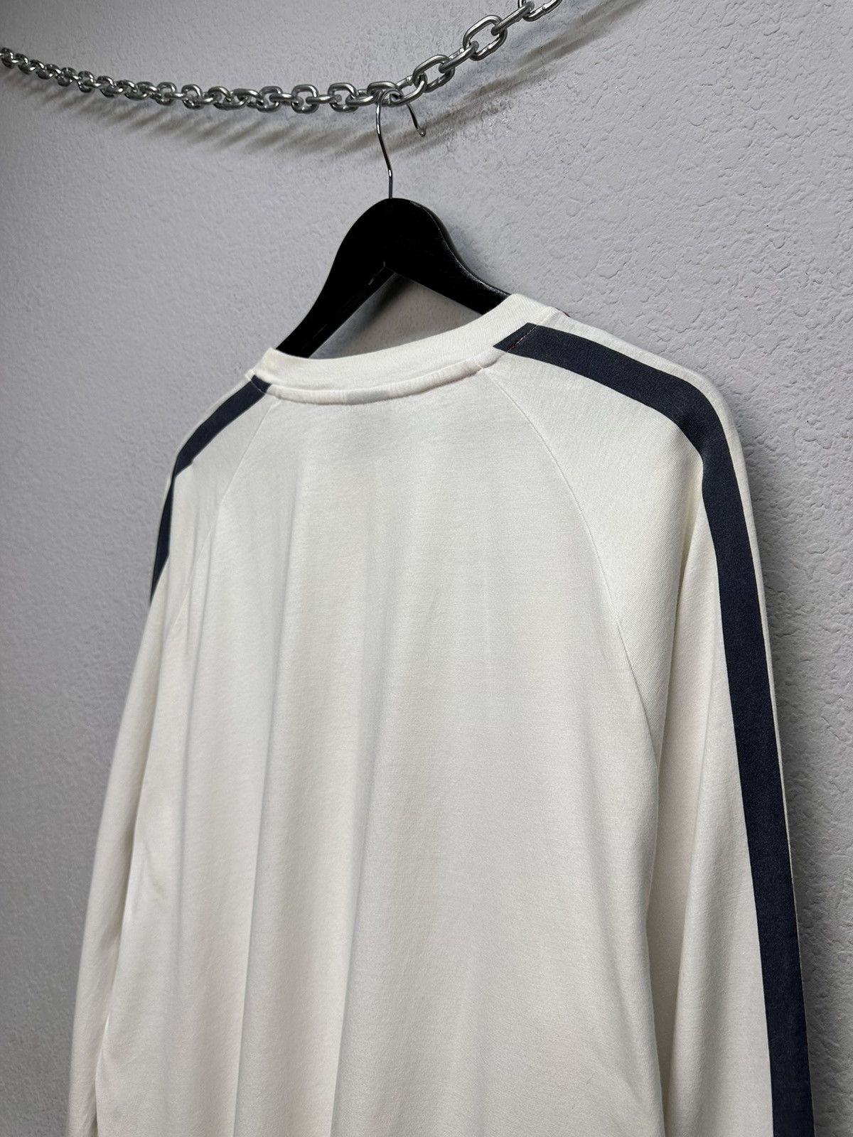 Nike Nike white longsleeve red stripe Y2K sportswear style Size US XL / EU 56 / 4 - 13 Thumbnail