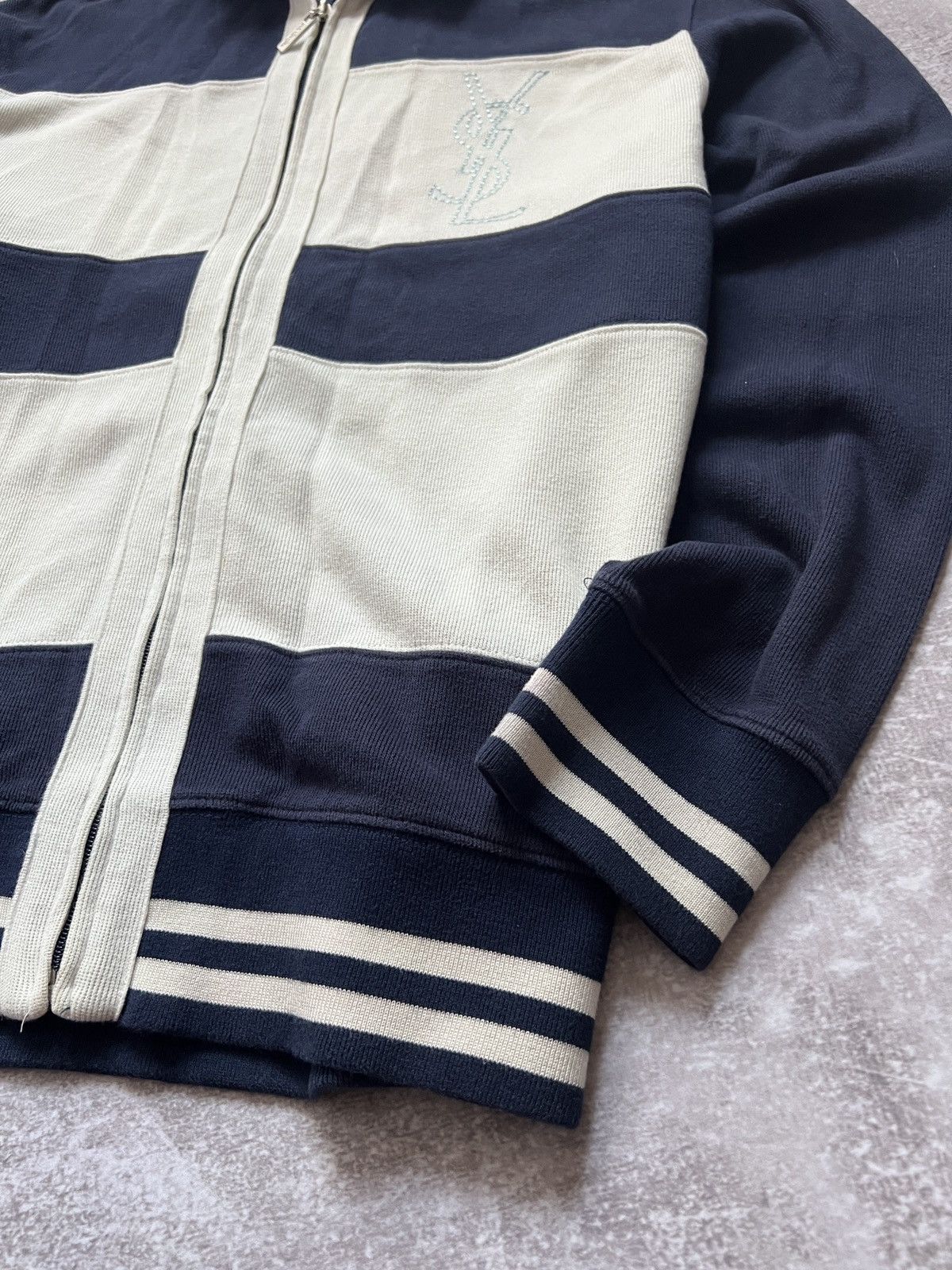 Yves Saint Laurent Vintage YSL Yves Saint Laurent Zip Up Sweater Size US L / EU 52-54 / 3 - 6 Thumbnail