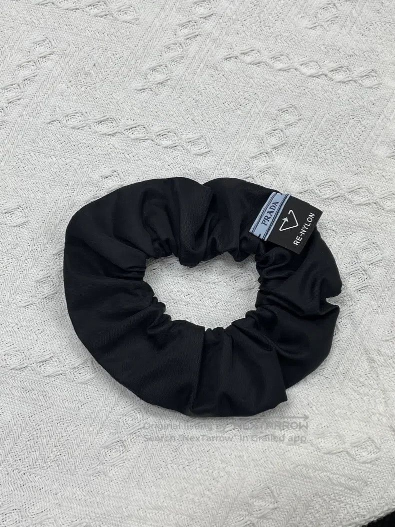 Prada Prada Black triangle letter logo hair hoop Size ONE SIZE - 3 Thumbnail