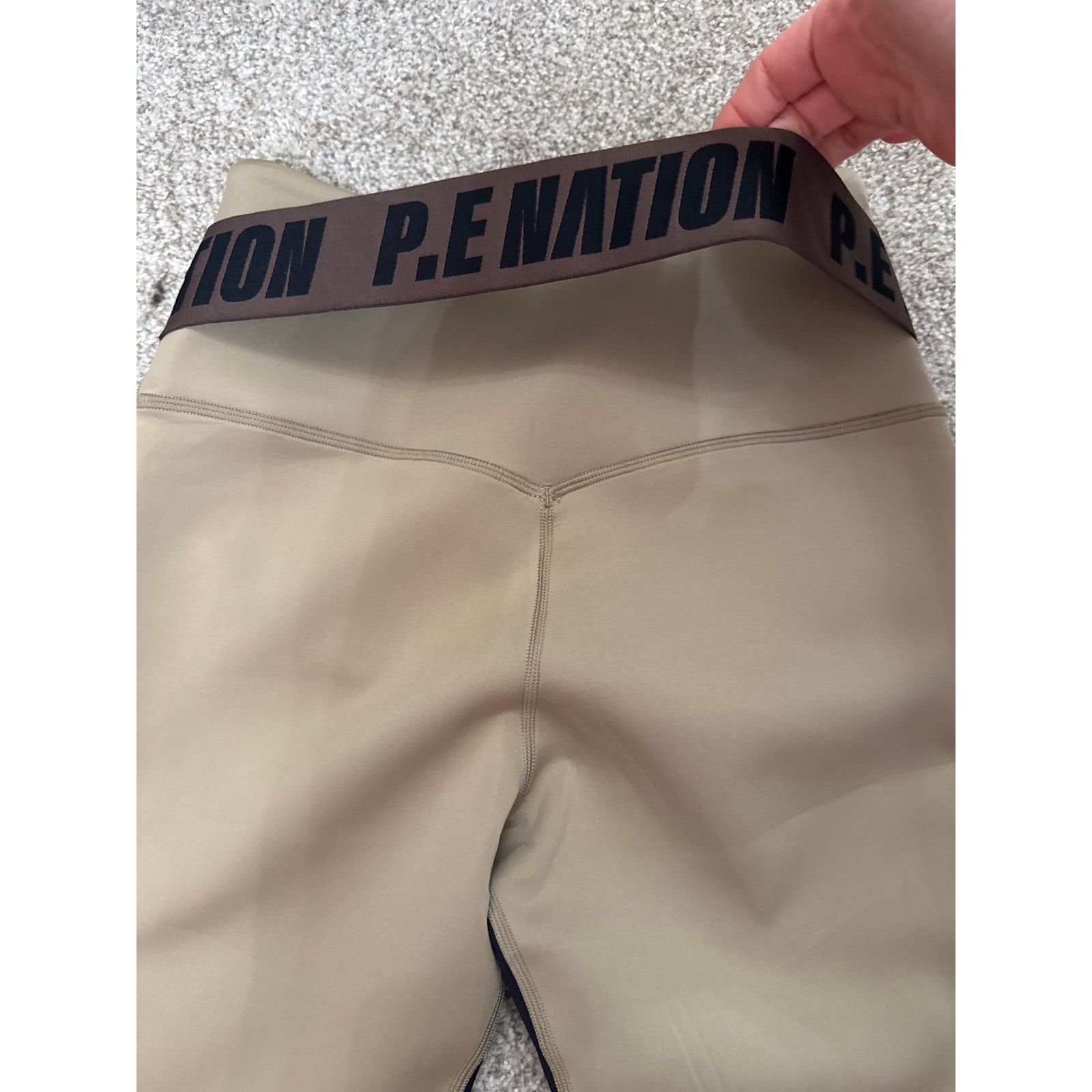 Peloton Peloton P.E. Nation Matte Finish Coastline Legging in Kelp,S Size 27" / US 4 / IT 40 - 10 Thumbnail