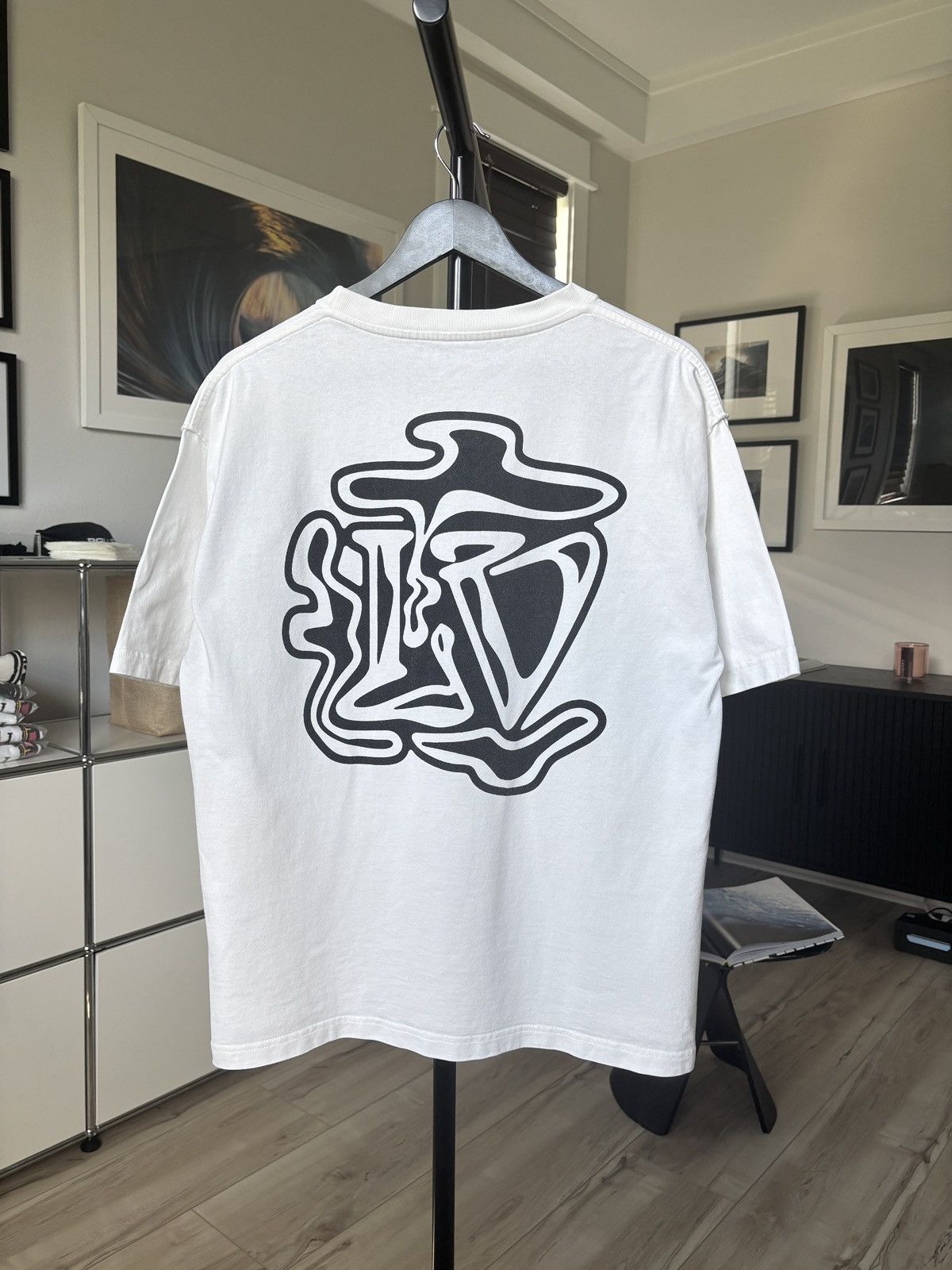 Louis Vuitton VIRGIL ABLOH - SMOKE WAVE LOGO TEE WHITE Size US L / EU 52-54 / 3 - 2 Thumbnail