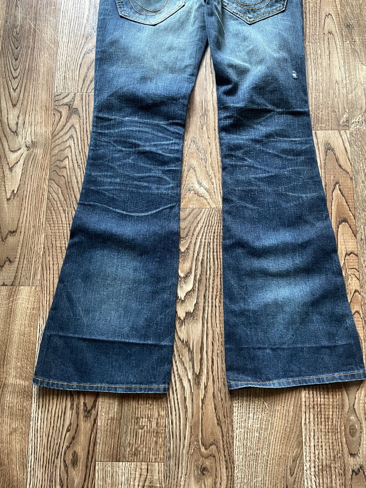 True Religion Vintage Made in U.S.A true religion Flared jeans Y2K 2000s Size 28" / US 6 / IT 42 - 4 Thumbnail