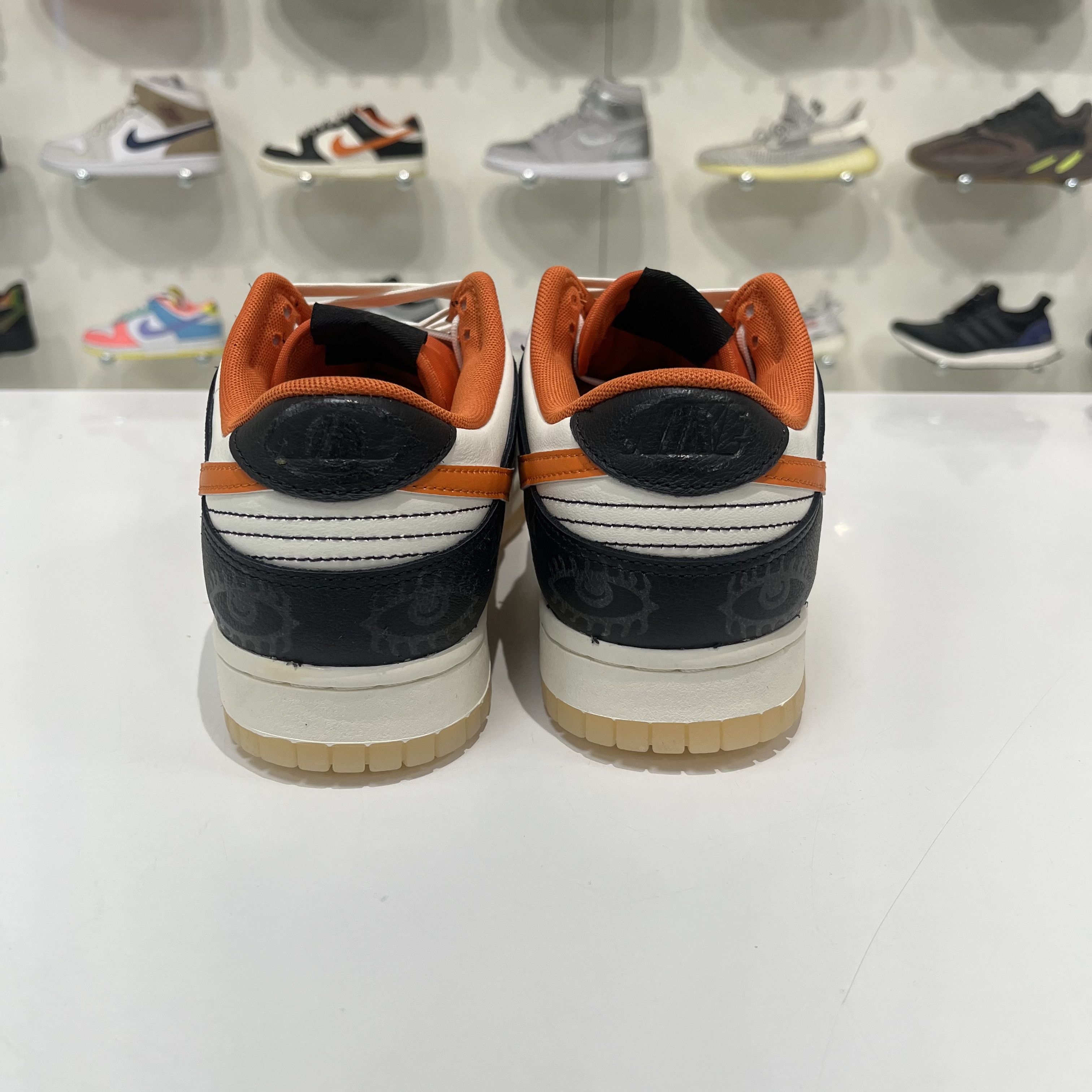 Nike Nike Dunk Low PRM Halloween 2021 Size US 10 / EU 43 - 3 Thumbnail