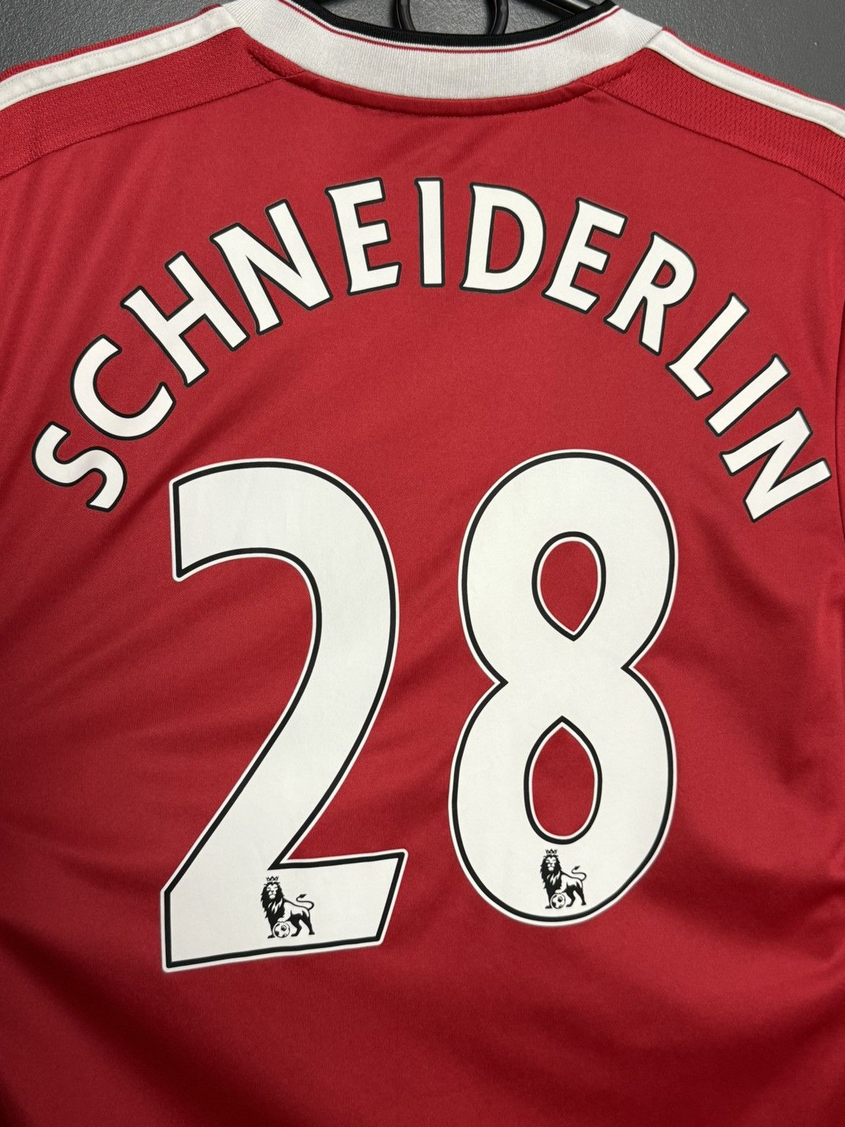 Adidas Manchester United 15/16 Home Schneiderlin Football Jersey Size US L / EU 52-54 / 3 - 3 Thumbnail