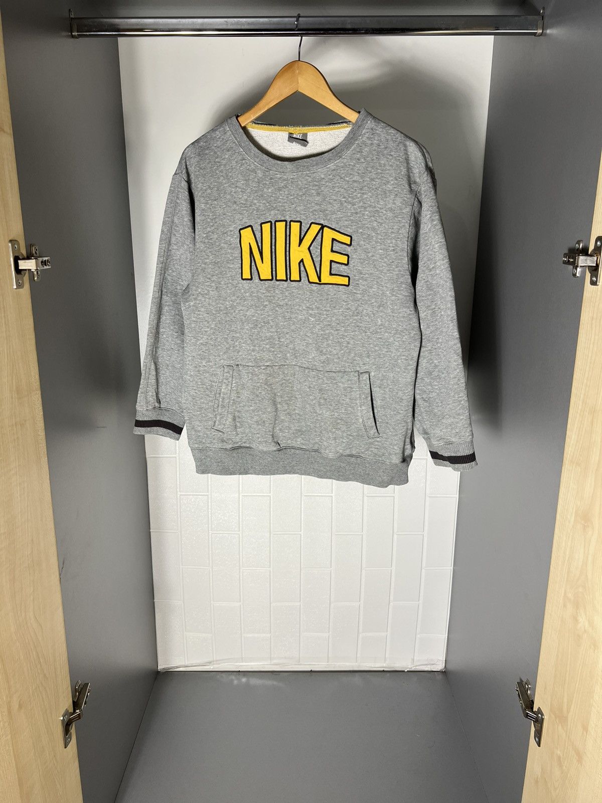 Nike VINTAGE NIKE BIG LOGO SWEATSHIRT DRILL SWOOSH RETRO Y2K 90s Size US XS / EU 42 / 0 - 2 Thumbnail