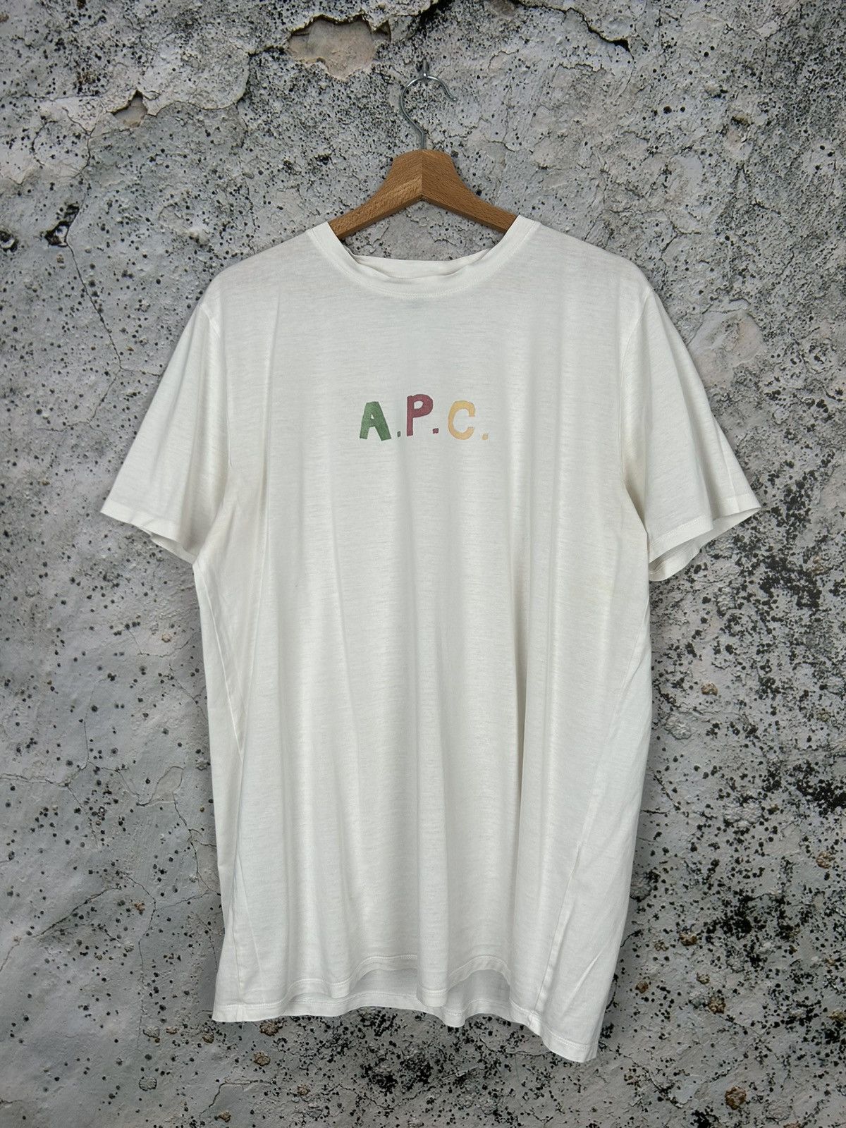 A.P.C. A.P.C. Paris Logo Graphic Tee Designer Streetwear Minimalist Size US XL / EU 56 / 4 - 1 Thumbnail