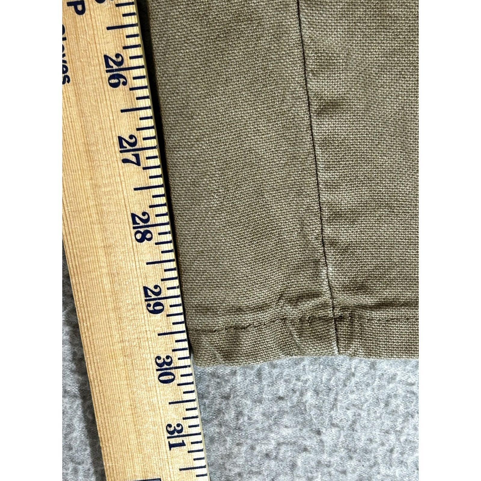 Wrangler Wrangler Pants Mens 32x30 Brown Khaki Relaxed Carpenter Workwear Jeans Shirt? Size US 32 / EU 48 - 4 Thumbnail