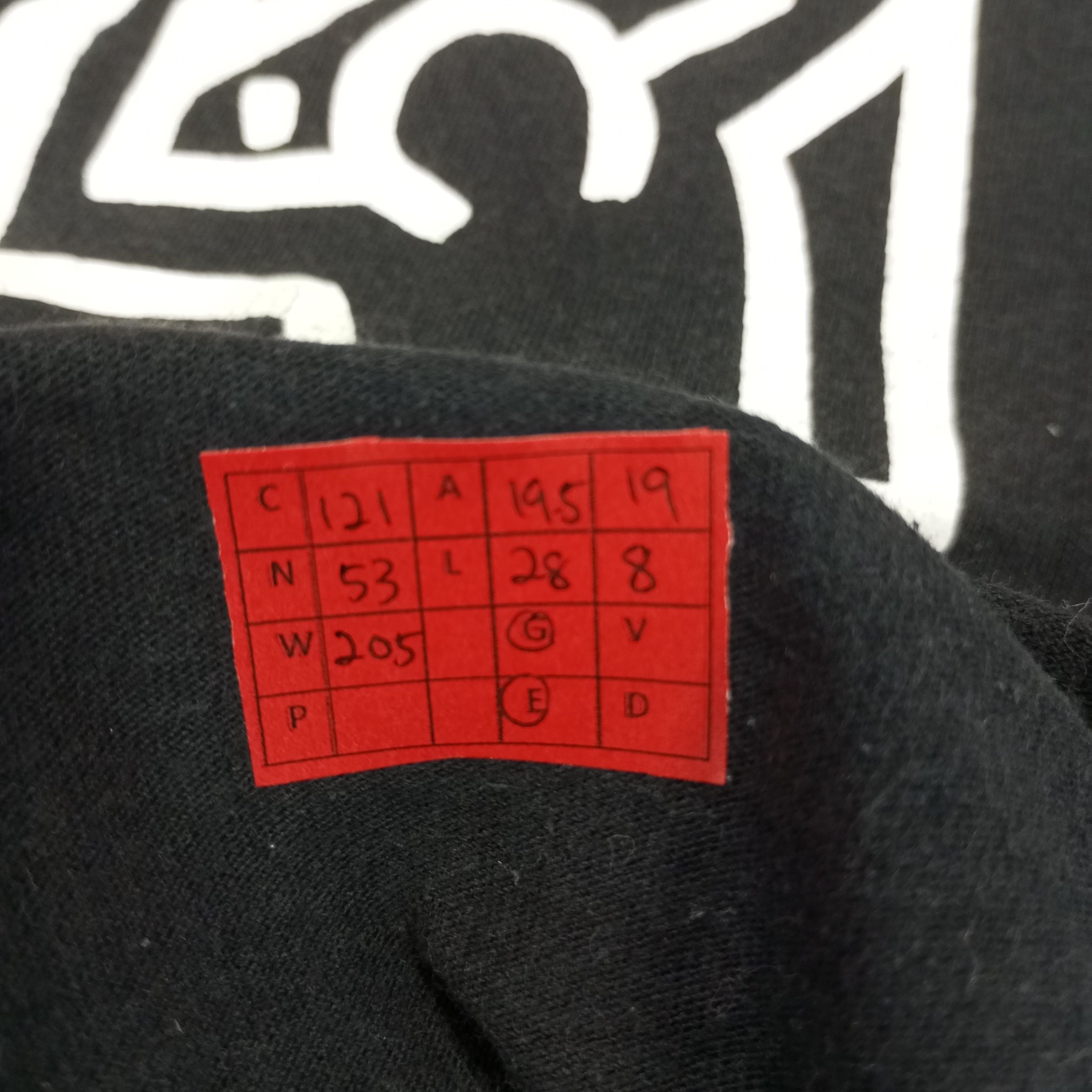 Keith Haring × Vintage Keith Haring Skateboard Streetwear Art Style Tshirt Size US M / EU 48-50 / 2 - 10 Thumbnail