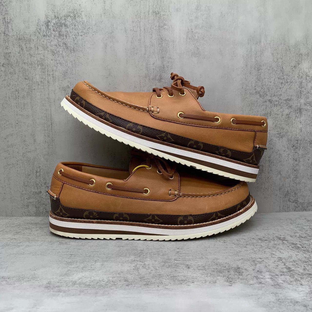 Louis Vuitton Lv Brown Slip-On Loafers 42 98 New 1680 Size US 9 / EU 42 - 2 Thumbnail