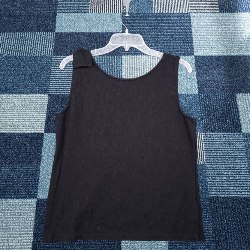 Ann Taylor Ann Taylor Tank Womens M Black Sleeveless Scoop Neck Shirt Strech Size M / US 6-8 / IT 42-44 - 1 Thumbnail