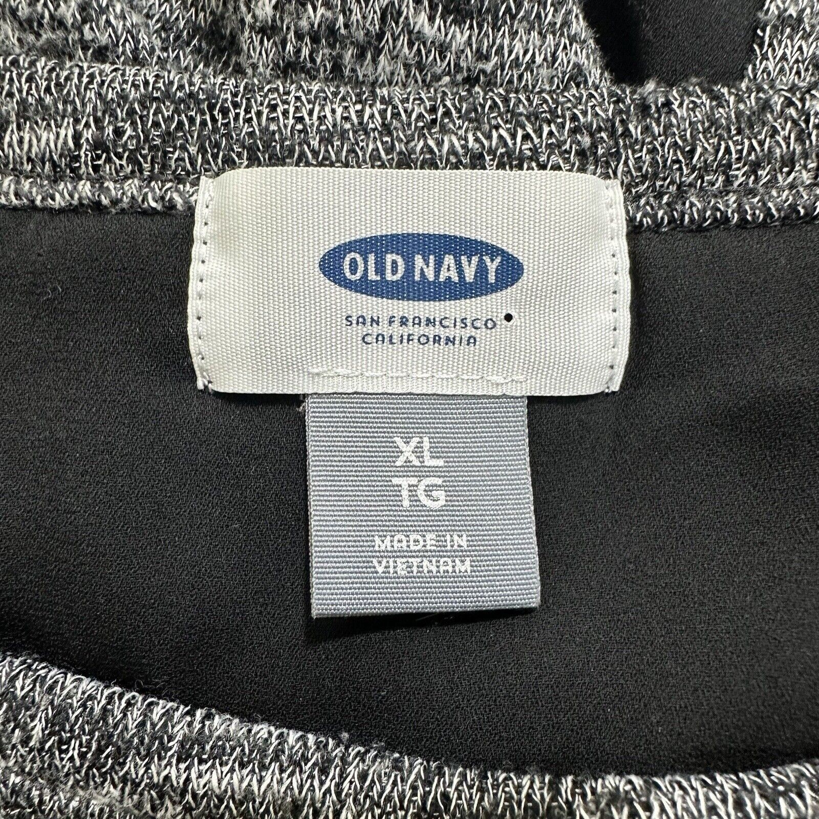 Old Navy Old Navy XL Slit Back Sweater Top Gray Pullover Shirt Size XL / US 12-14 / IT 48-50 - 3 Thumbnail