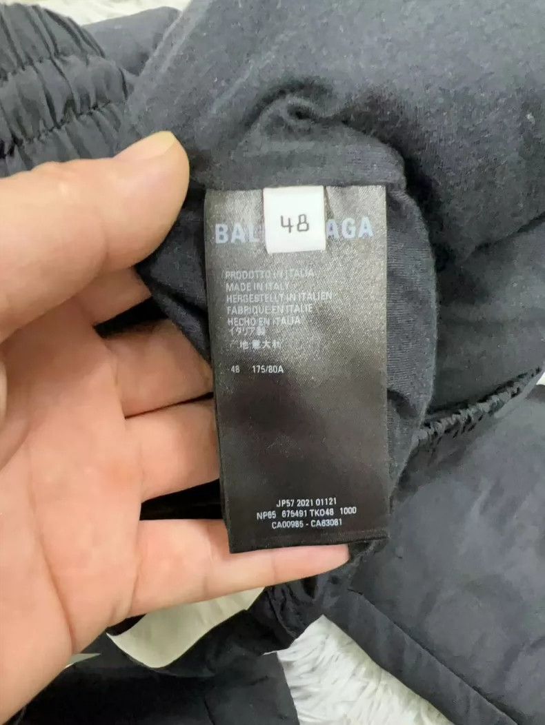 Balenciaga Balenciaga size 48 Logo embroidered side stripe elasticate Size US 32 / EU 48 - 4 Thumbnail