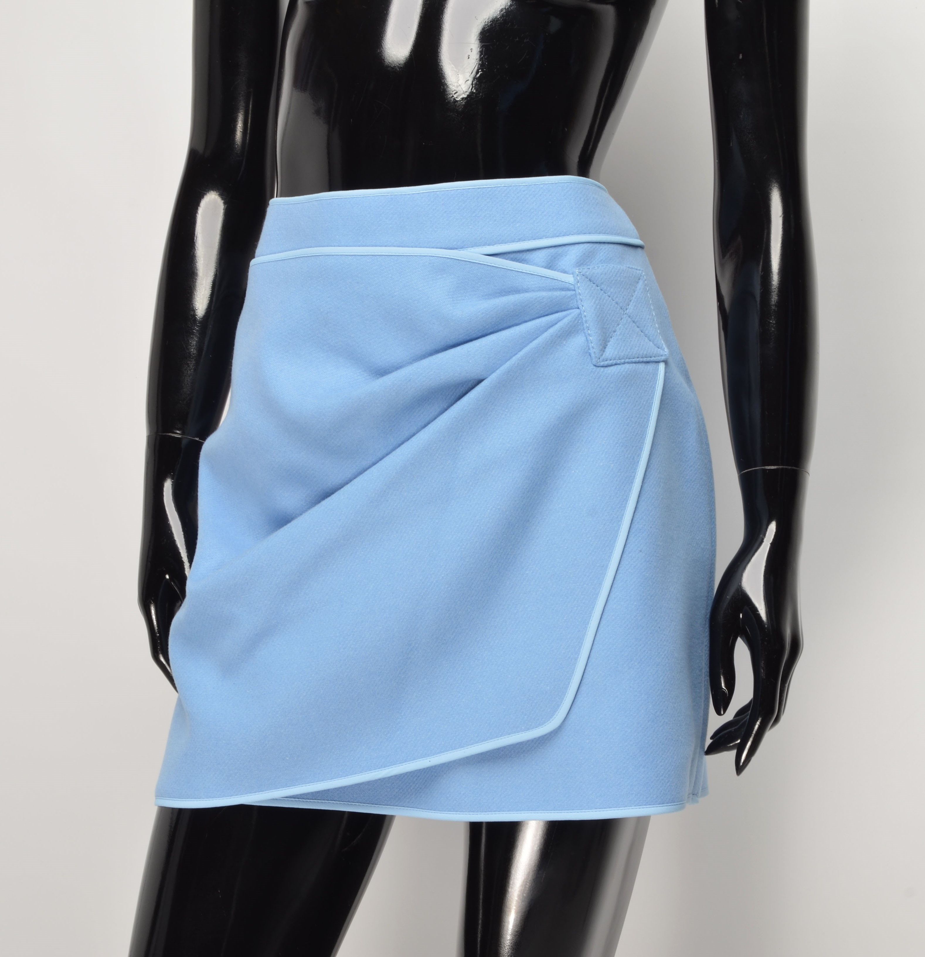 N21 N21 Baby Blue Felted Mini Skirt Size 30" / US 8 / IT 44 - 2 Thumbnail