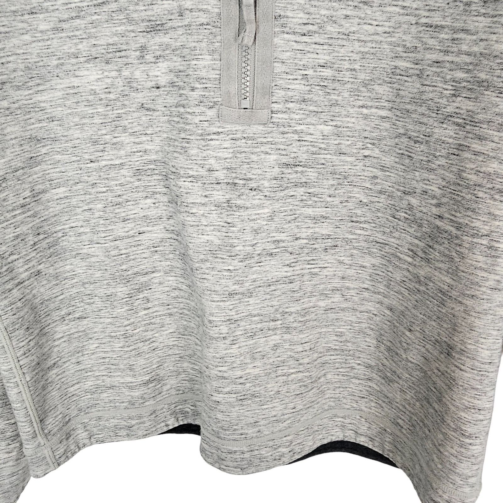 Tommy Bahama Tommy Bahama Womens Reversible Pullover Sweater M Minimalist Size US M / EU 48-50 / 2 - 4 Thumbnail