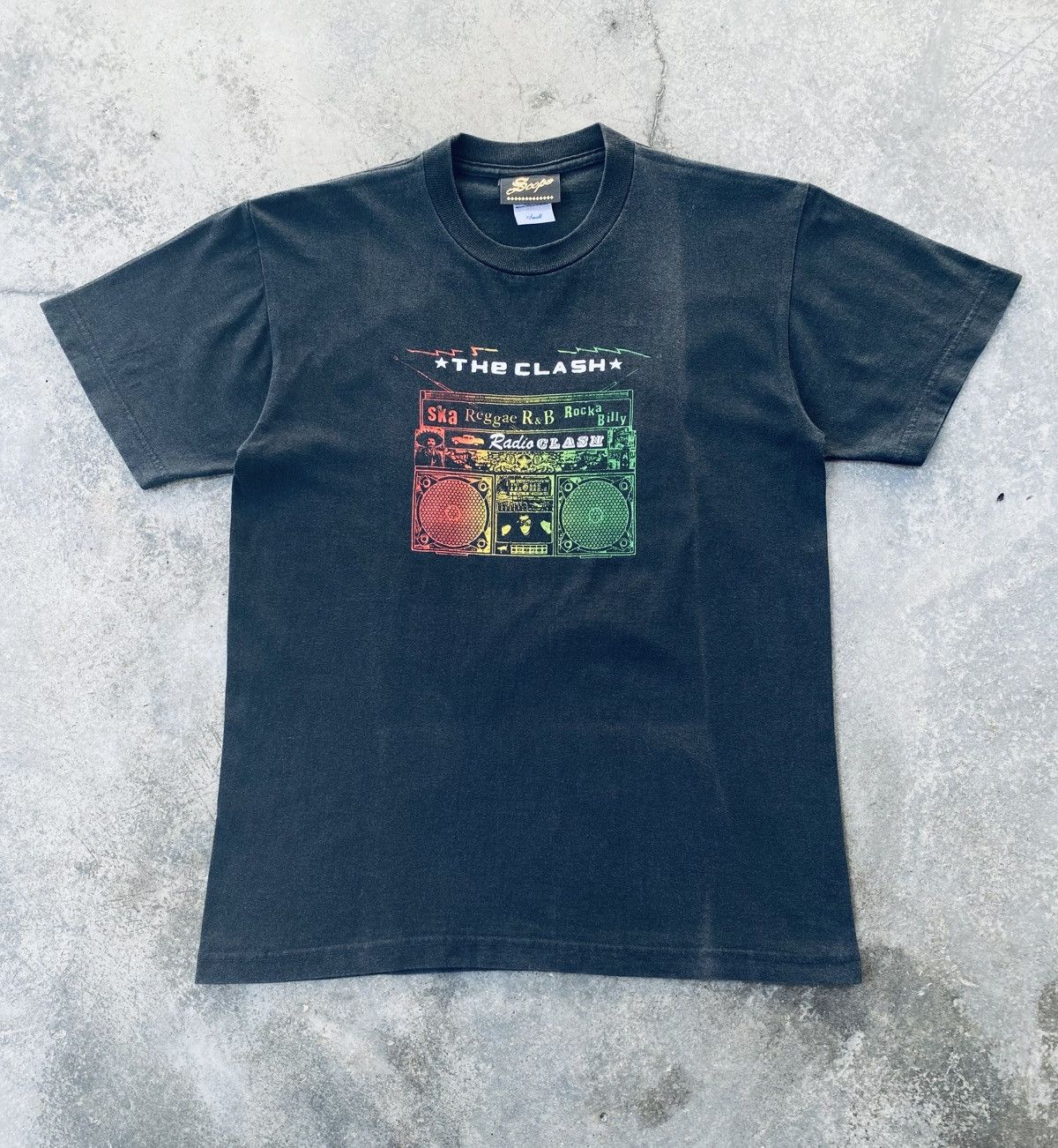 Band Tees Vintage The Clash Punk Band Tees - Radio Clash Size US S / EU 44-46 / 1 - 1 Thumbnail
