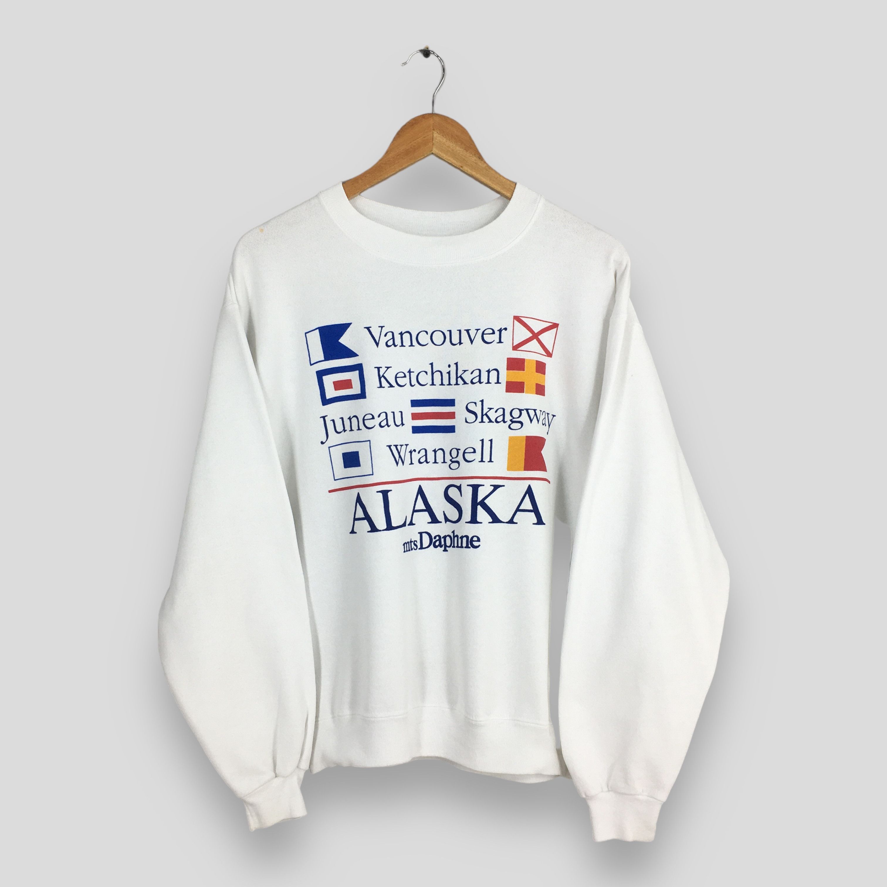 Hanes Vintage 90s Alaska Daphne Sweatshirt Large Size US L / EU 52-54 / 3 - 1 Thumbnail